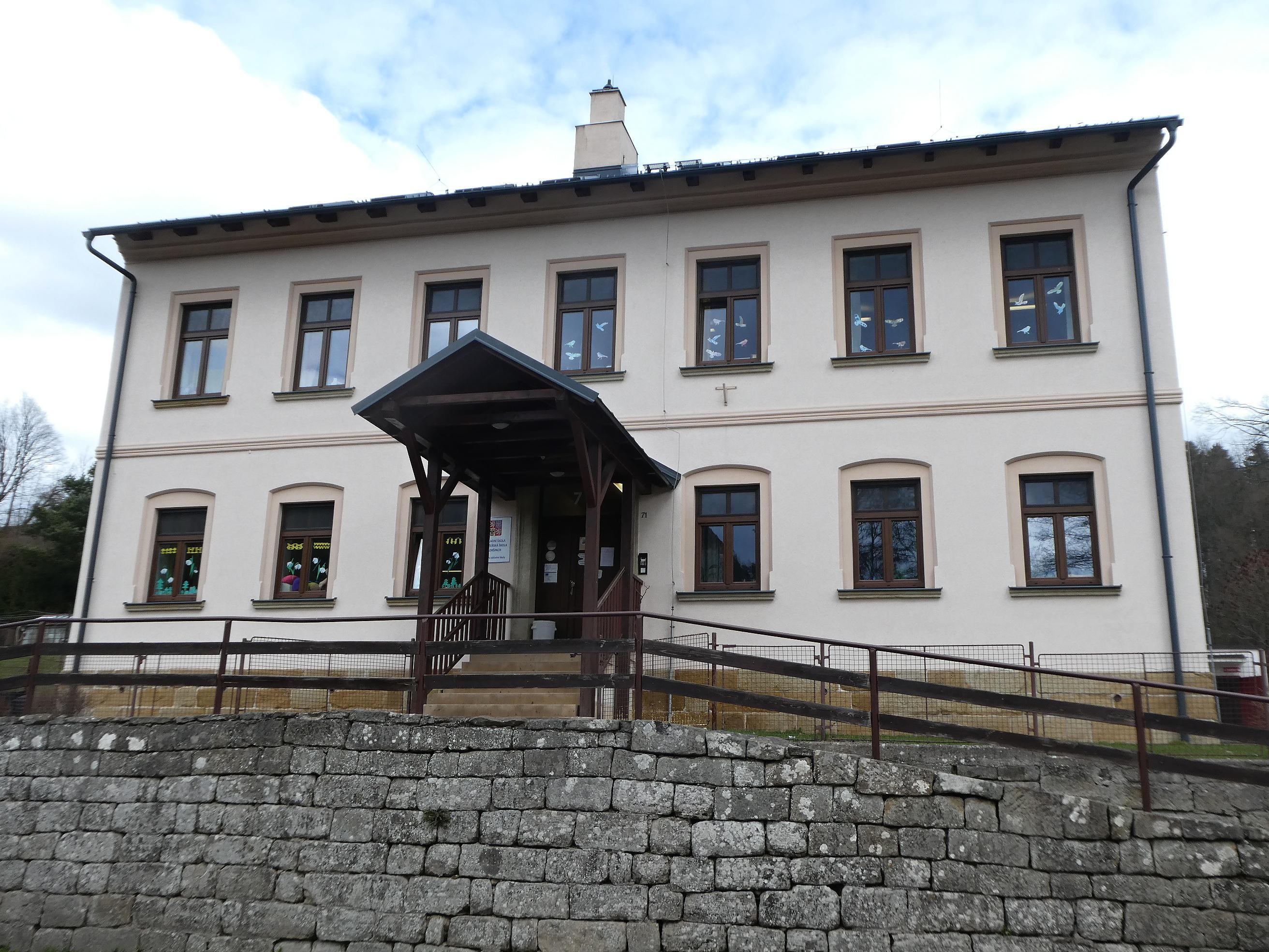ZŠ a MŠ Adršpach foto 2
