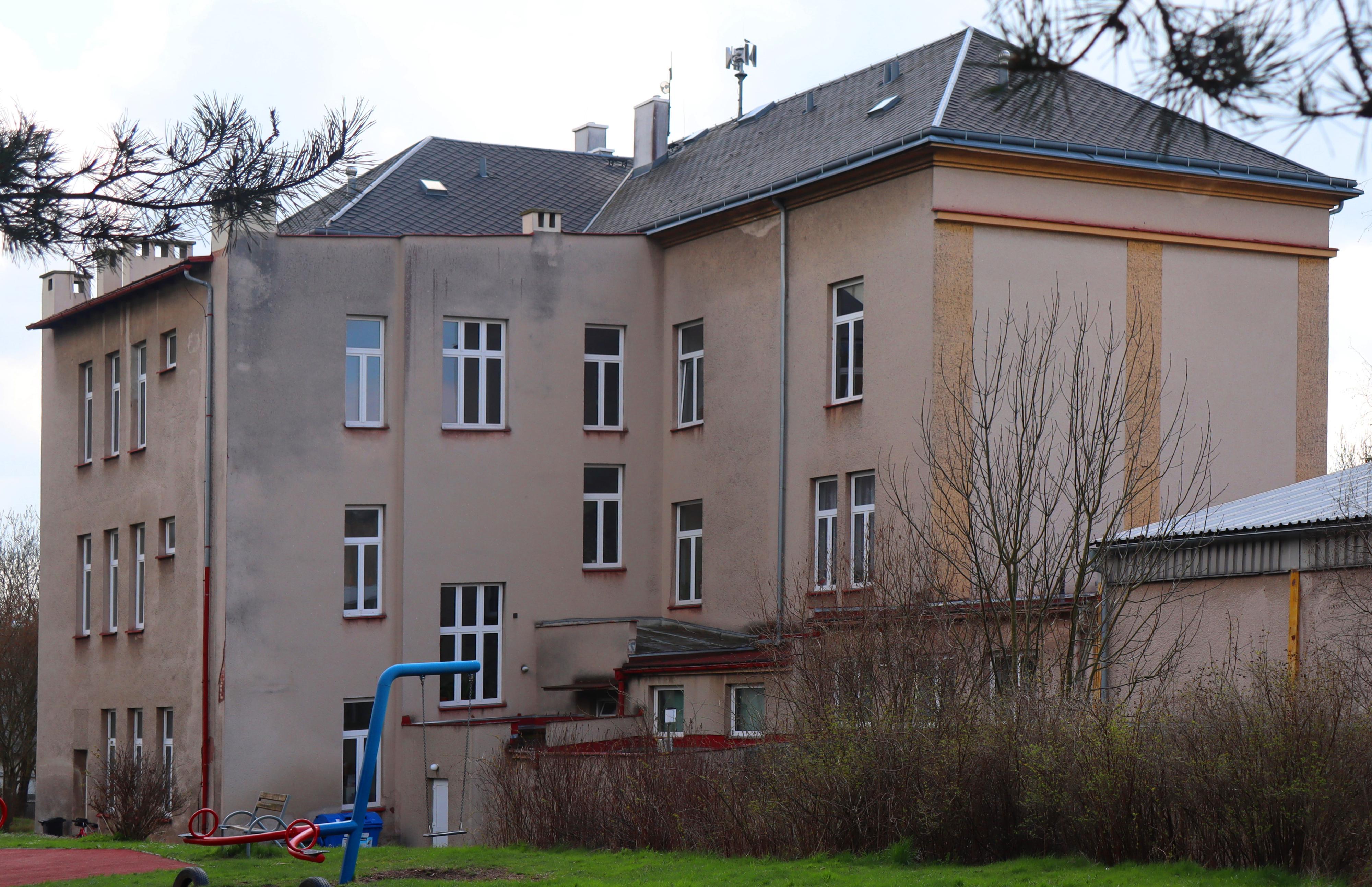 ZŠ Hronov, Zbečník foto 5