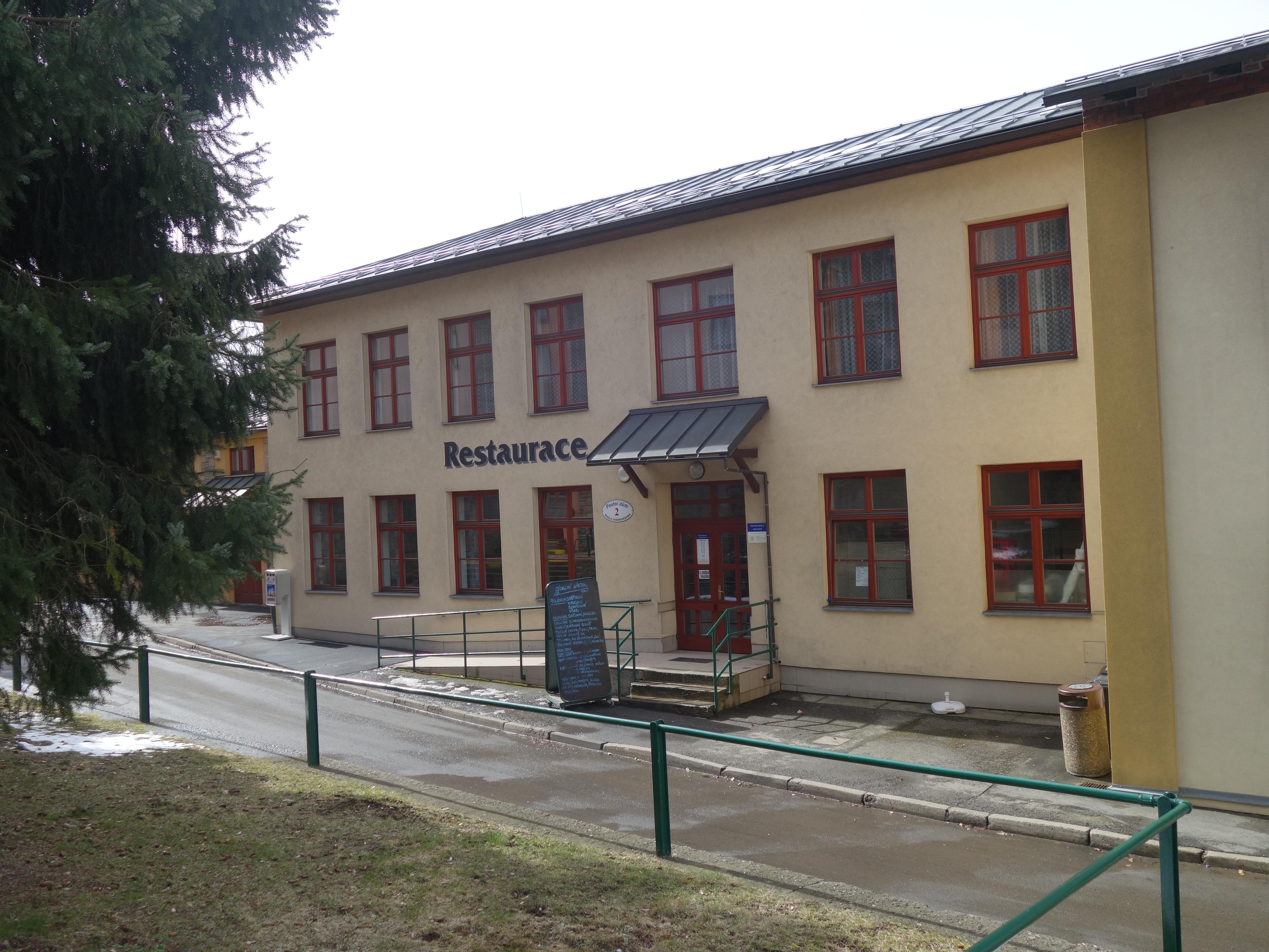 Restaurace poutní dům 2 foto 4