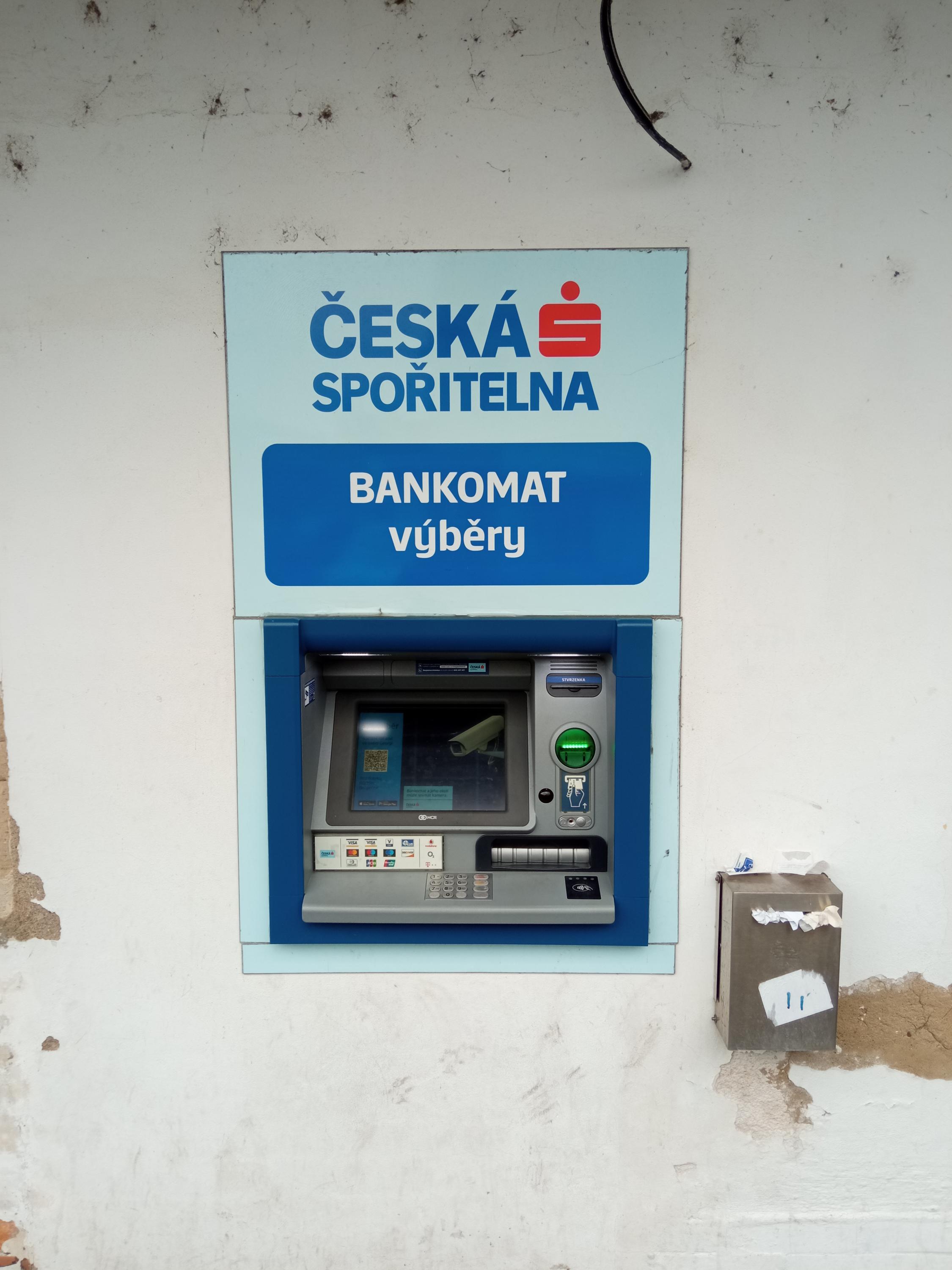 Bankomat České spořitelny foto 1