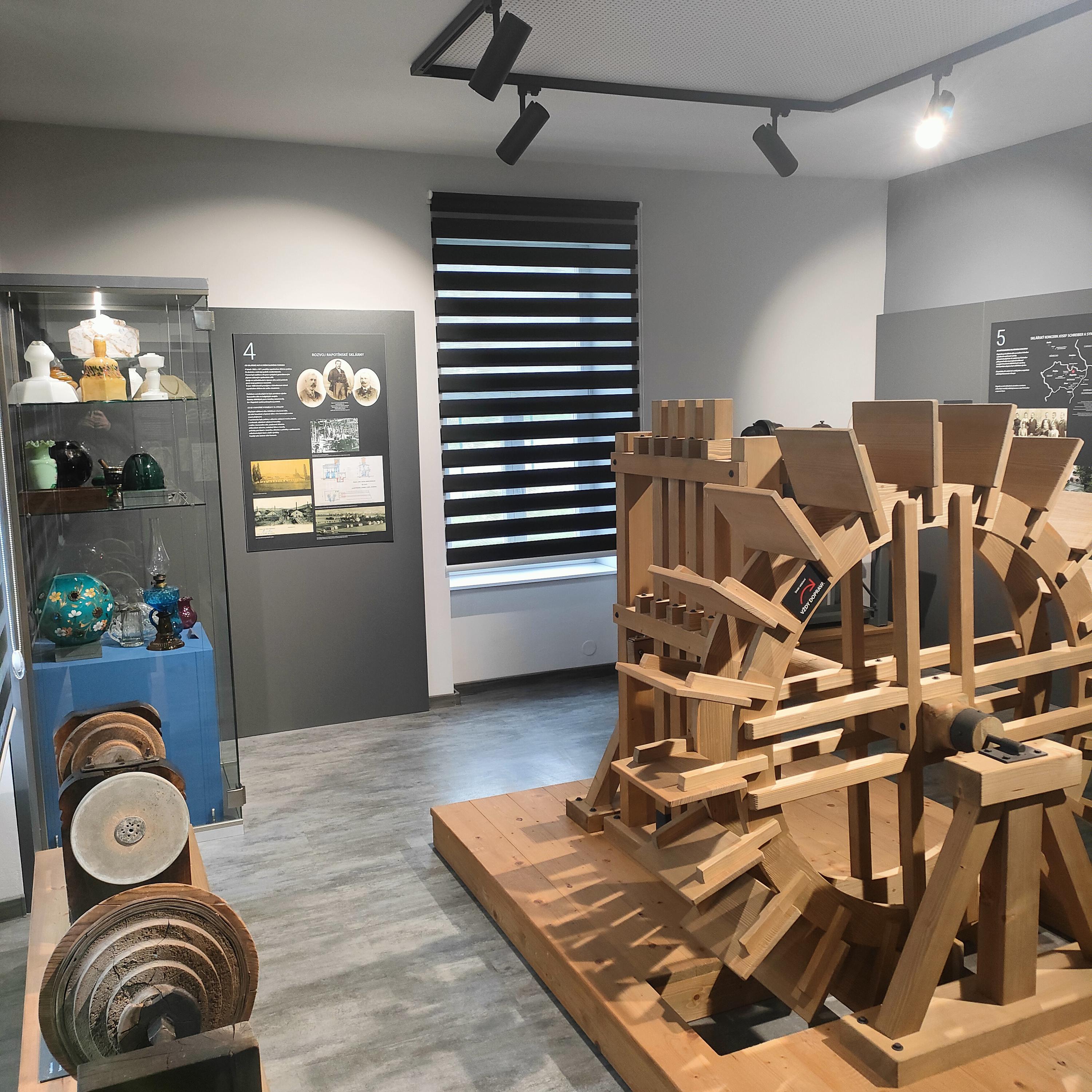 Muzeum rapotínské sklárny foto 4