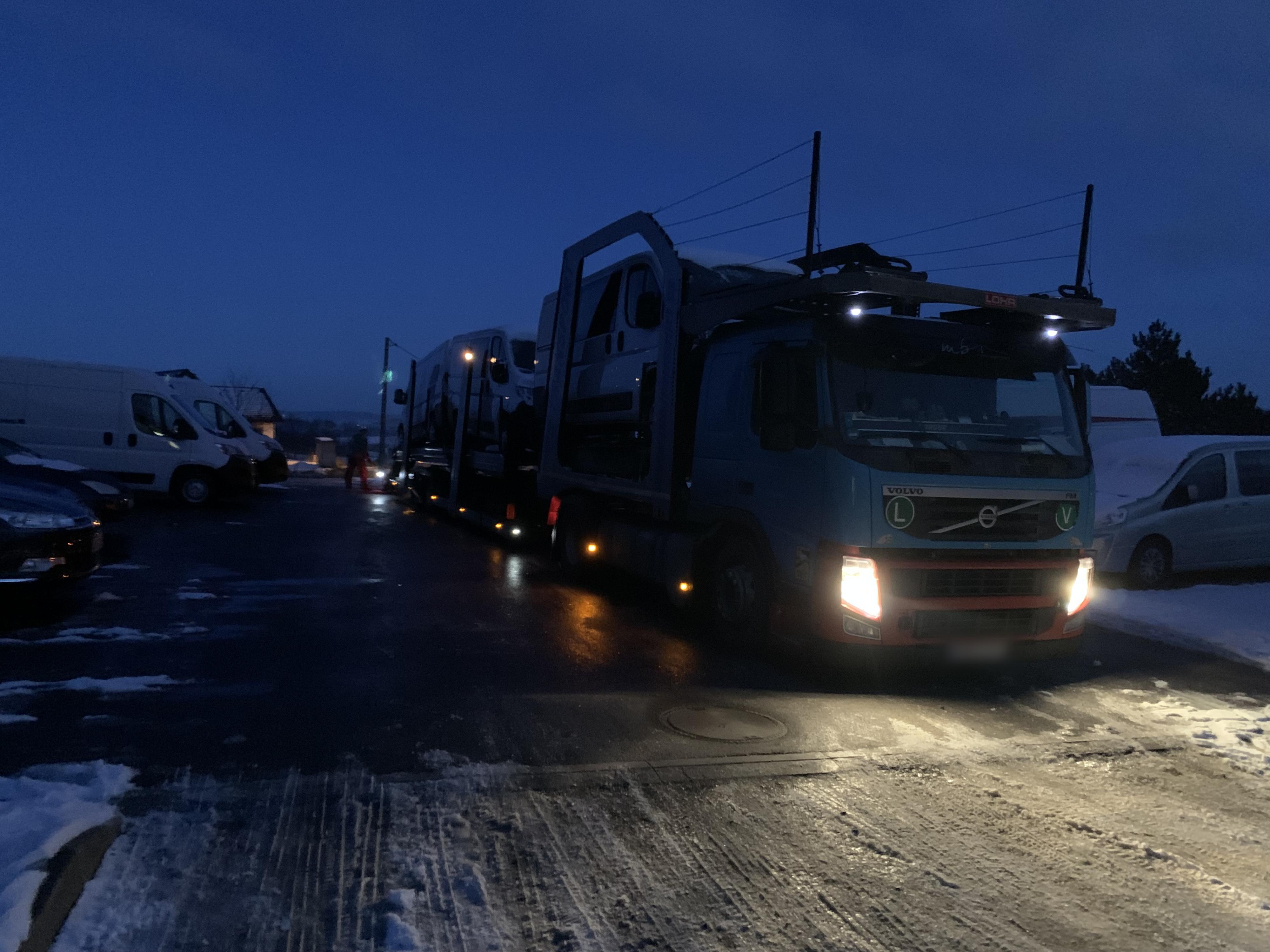 COLOR CARS spol, s.r.o. - PRESTAVBYDODAVEK.CZ foto 3