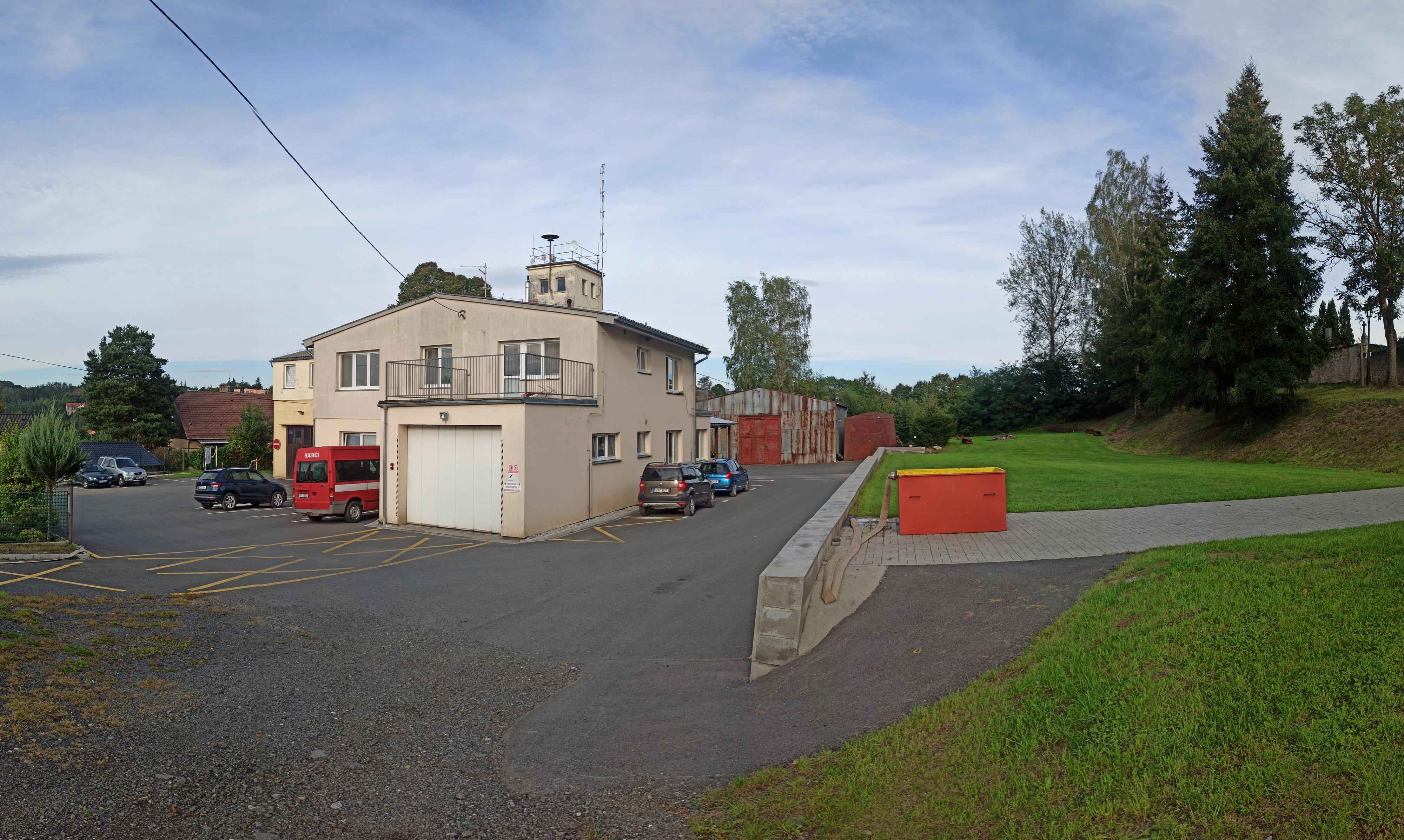 Hasičský záchranný sbor Plzeňského kraje - Požární stanice Nepomuk foto 2