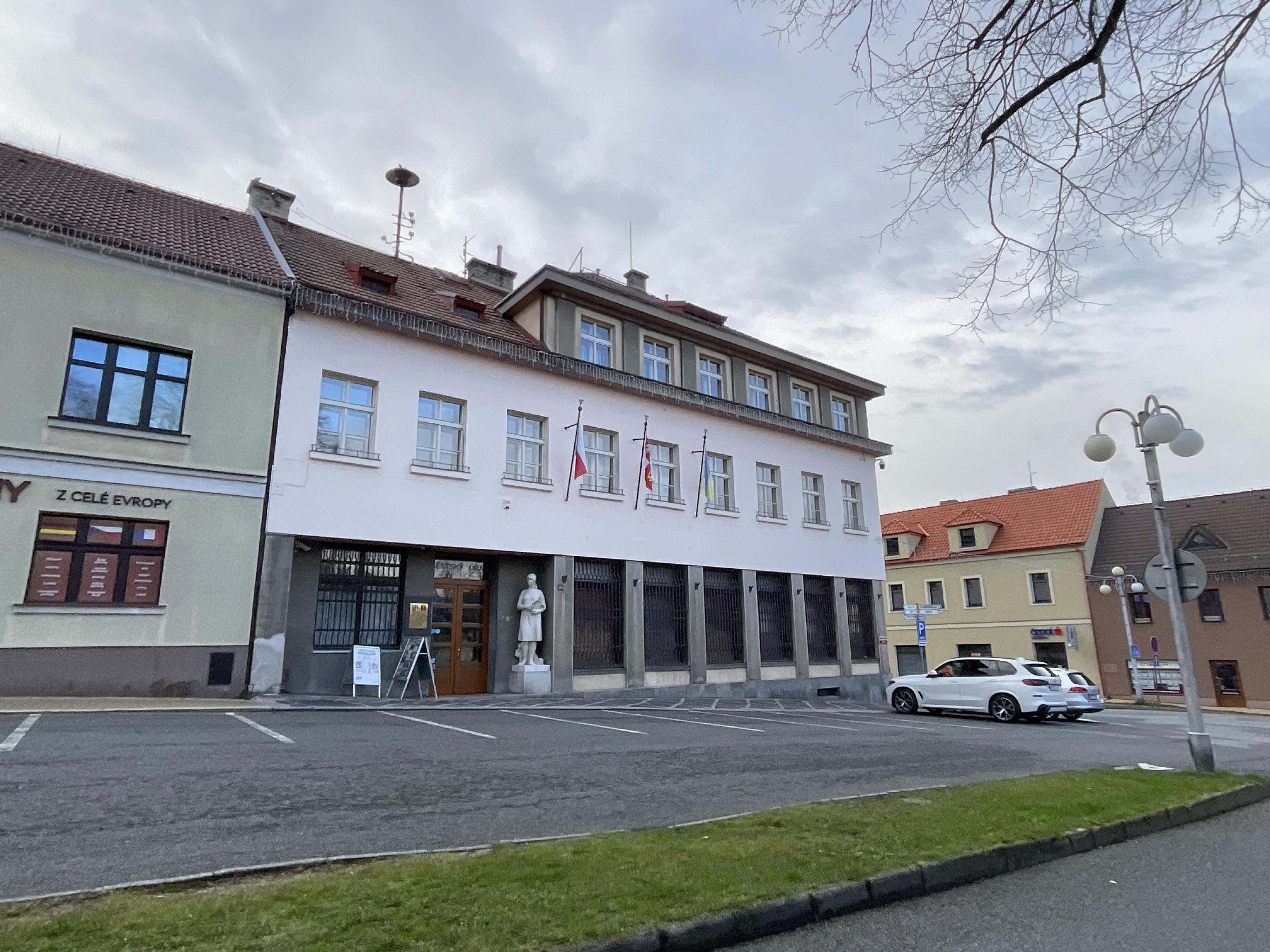 Nové Strašecí - městský úřad foto 3