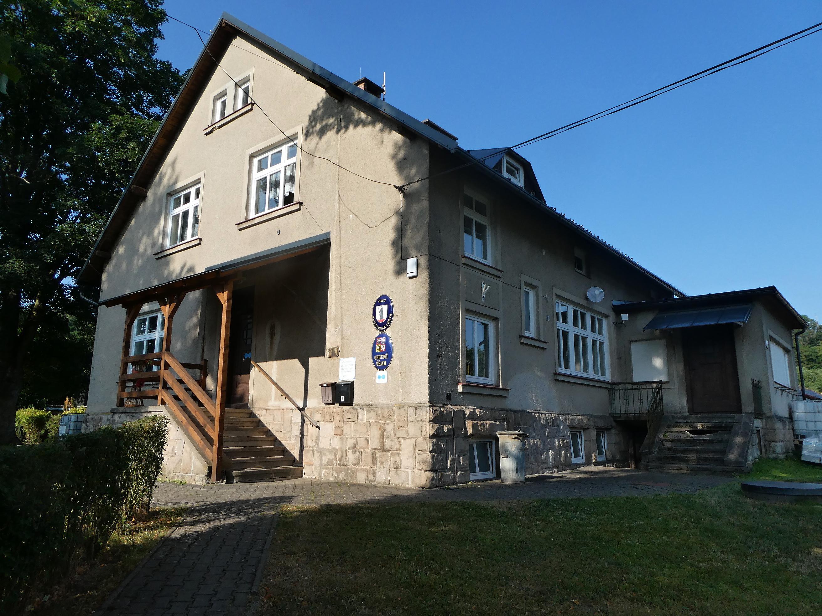 Klášterská Lhota - obecní úřad foto 3