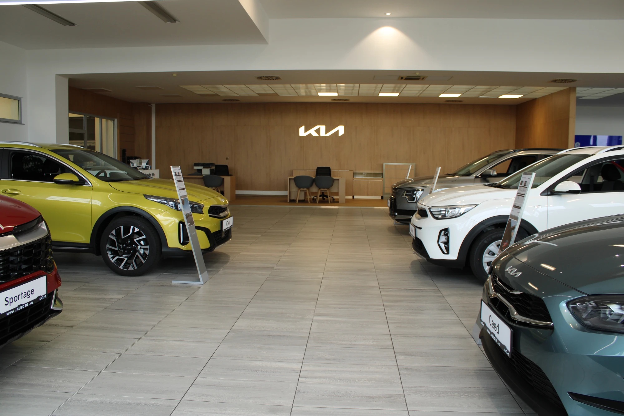 Kia AUTO IN foto 2