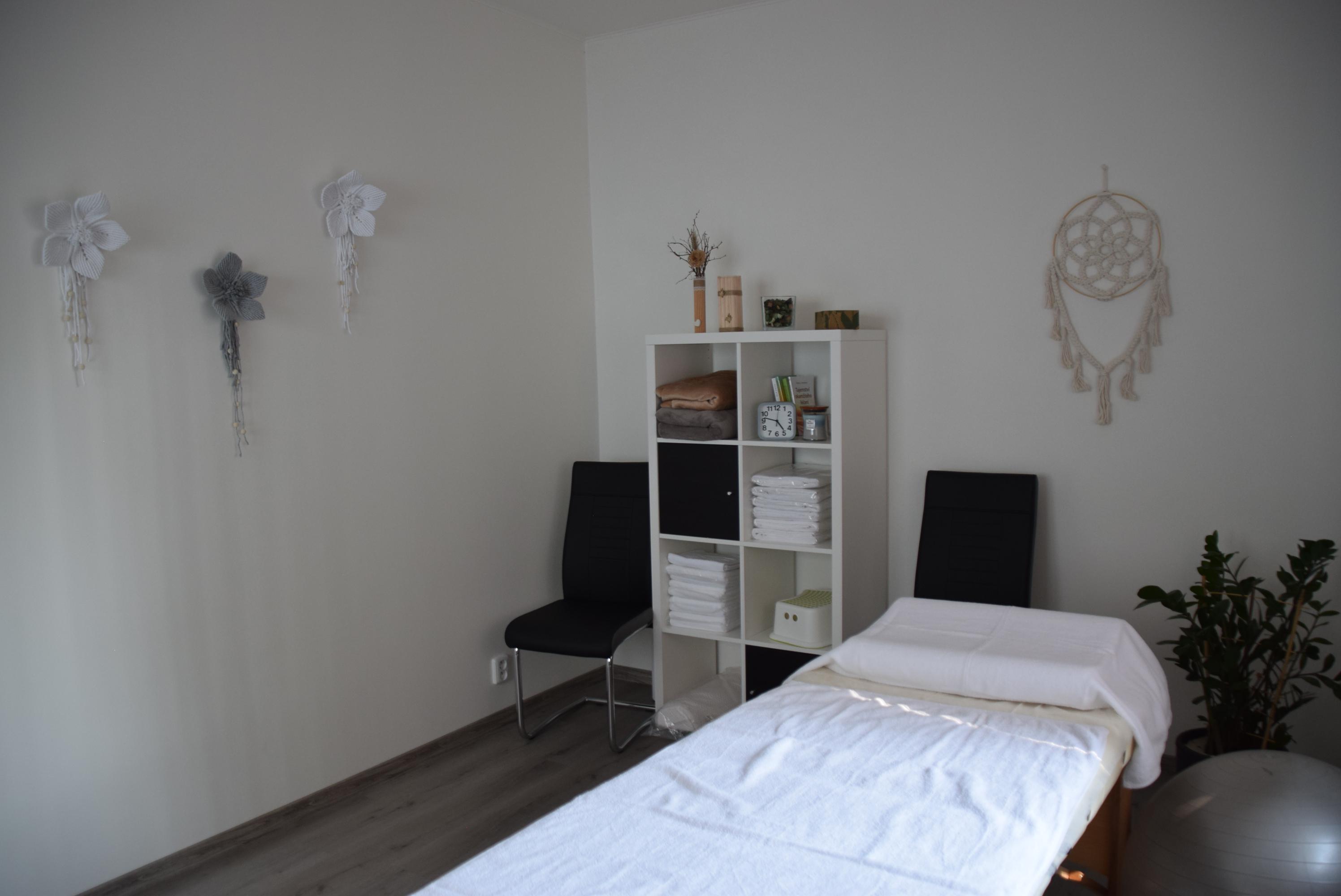 Péče o tělo i mysl - Reiki, masáže, lymfodrenáže, kosmetika, Head spa foto 4