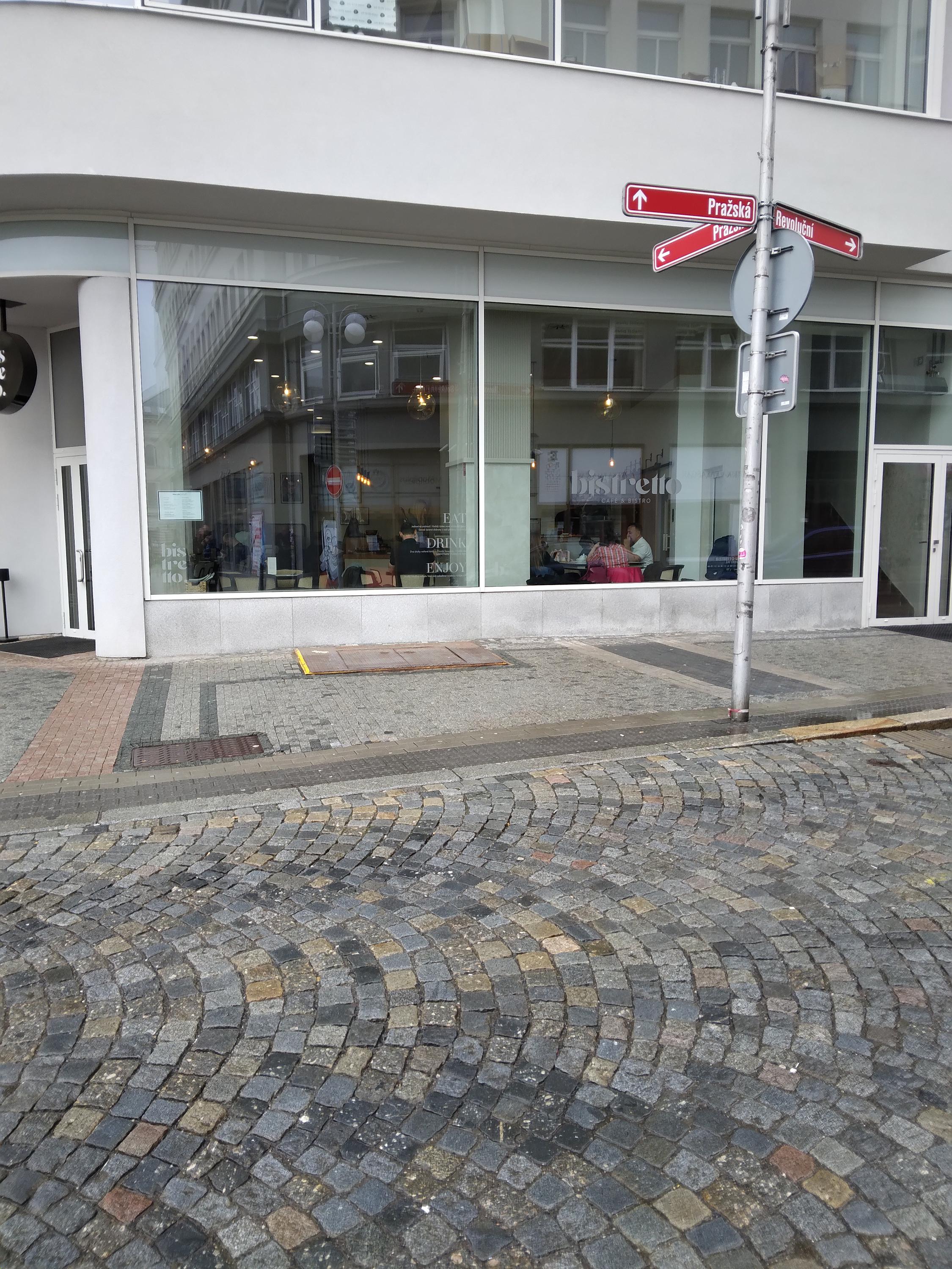 Bistretto bistro & café
