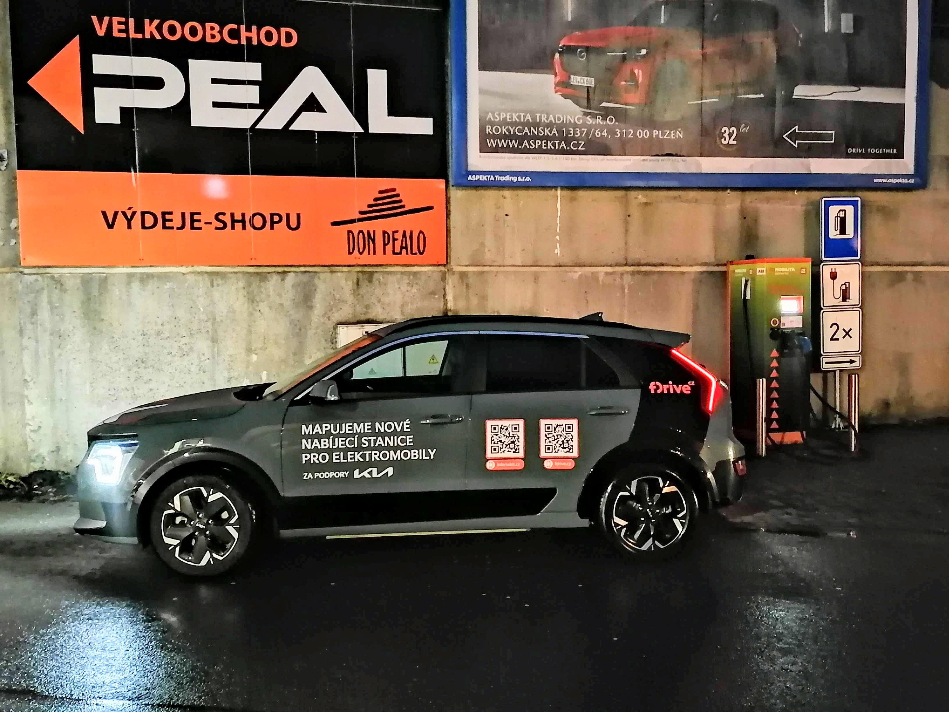 Nabíjecí stanice ČEZ