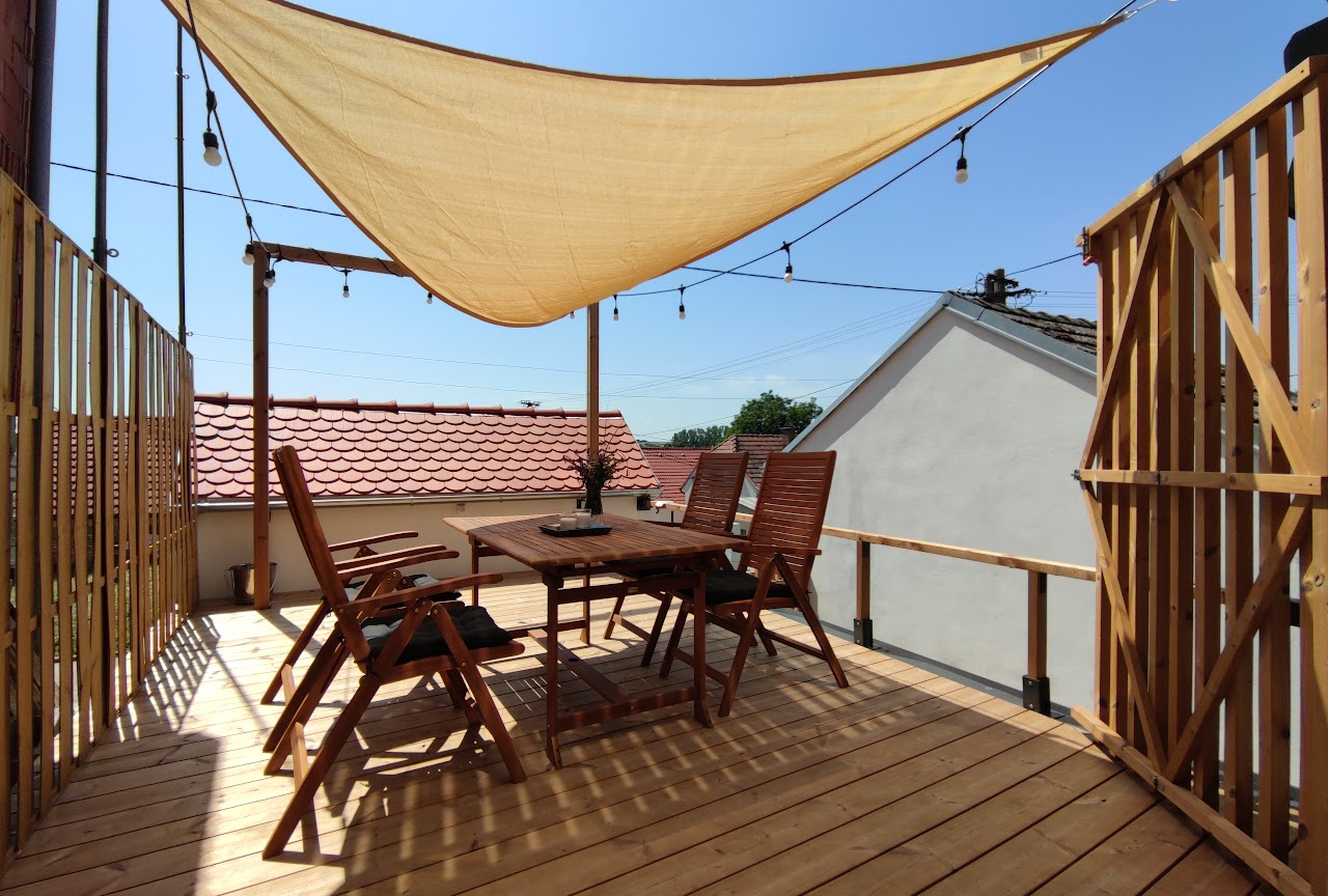 VONI - vinařství & zážitkové ubytování foto 3