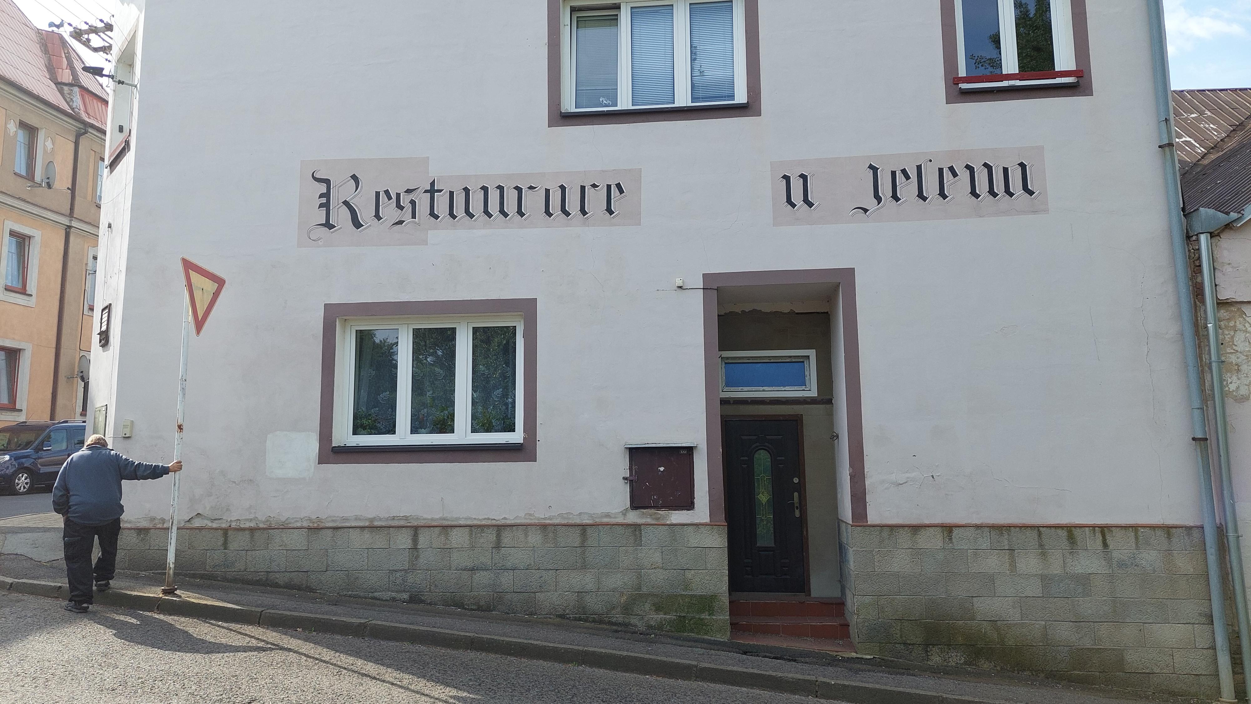 Restaurace u Jelena foto 3