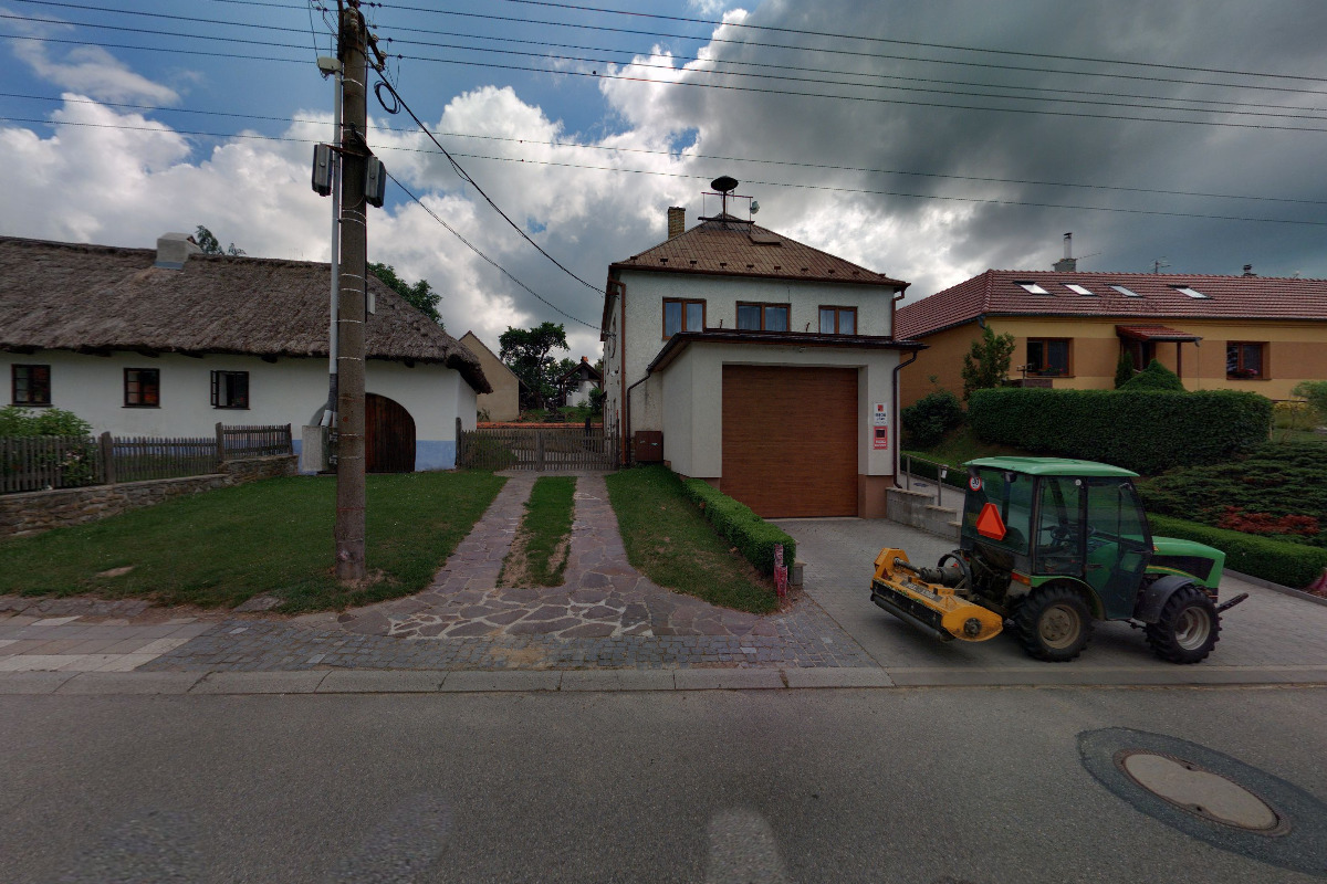 Místní knihovna Senetářov