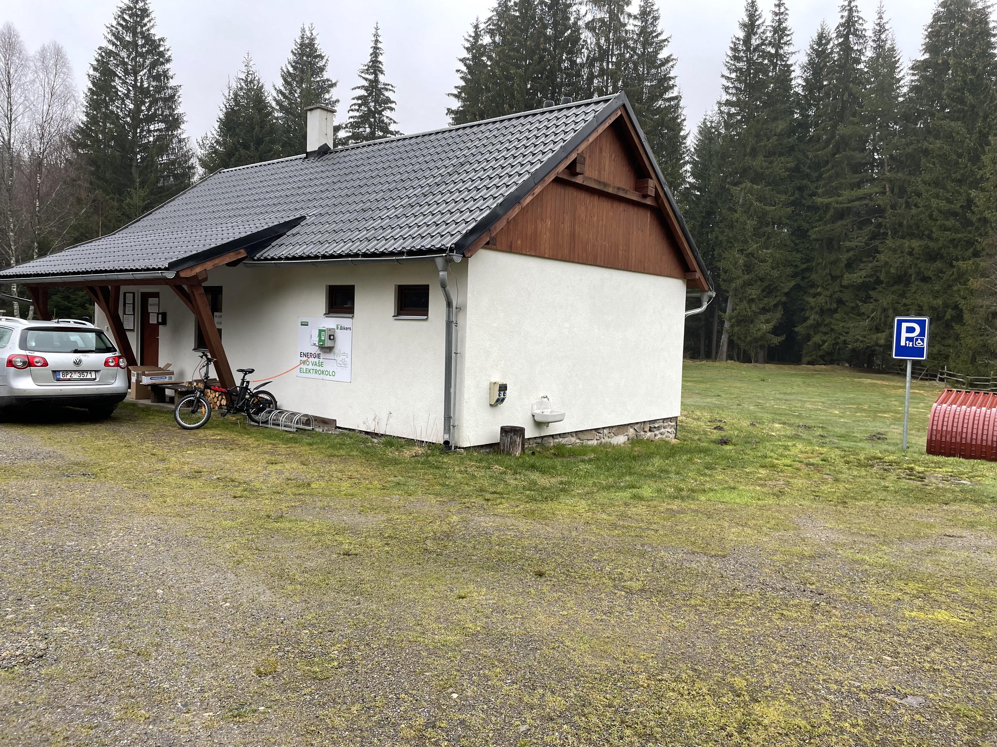 Nabíjecí stanice Veřejné tábořiště Prášily foto 3