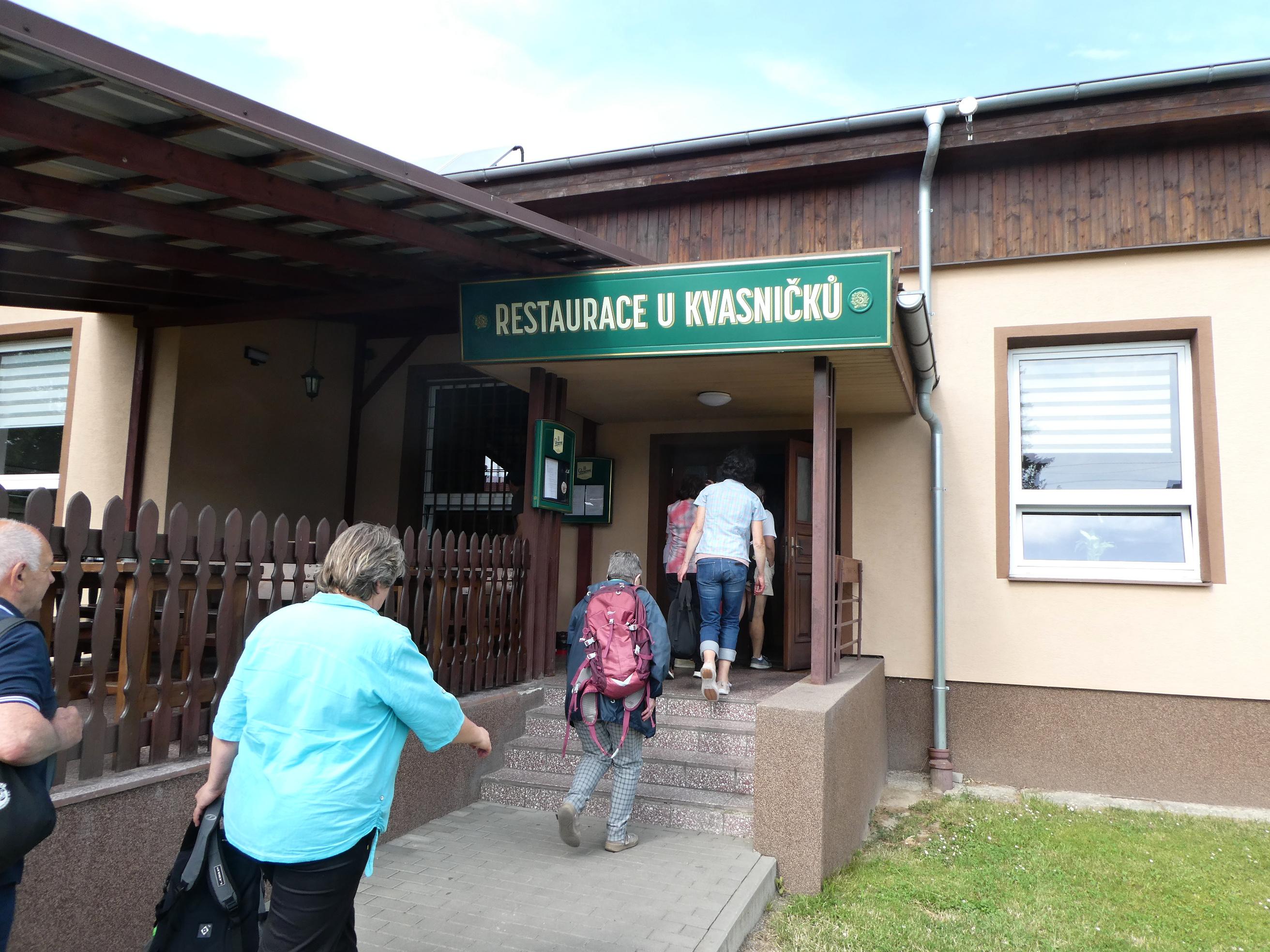 Restaurace U Kvasničků foto 4