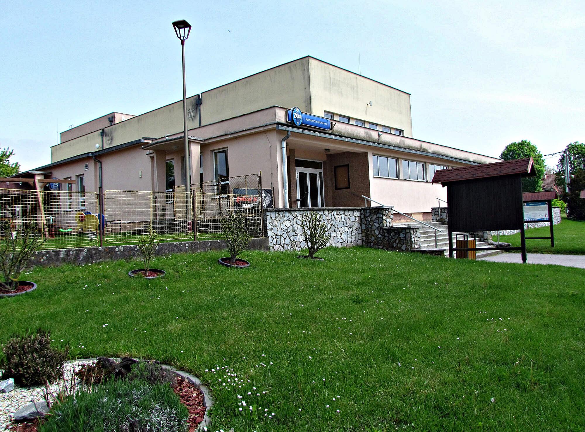 Restaurace Kulturní dům foto 2