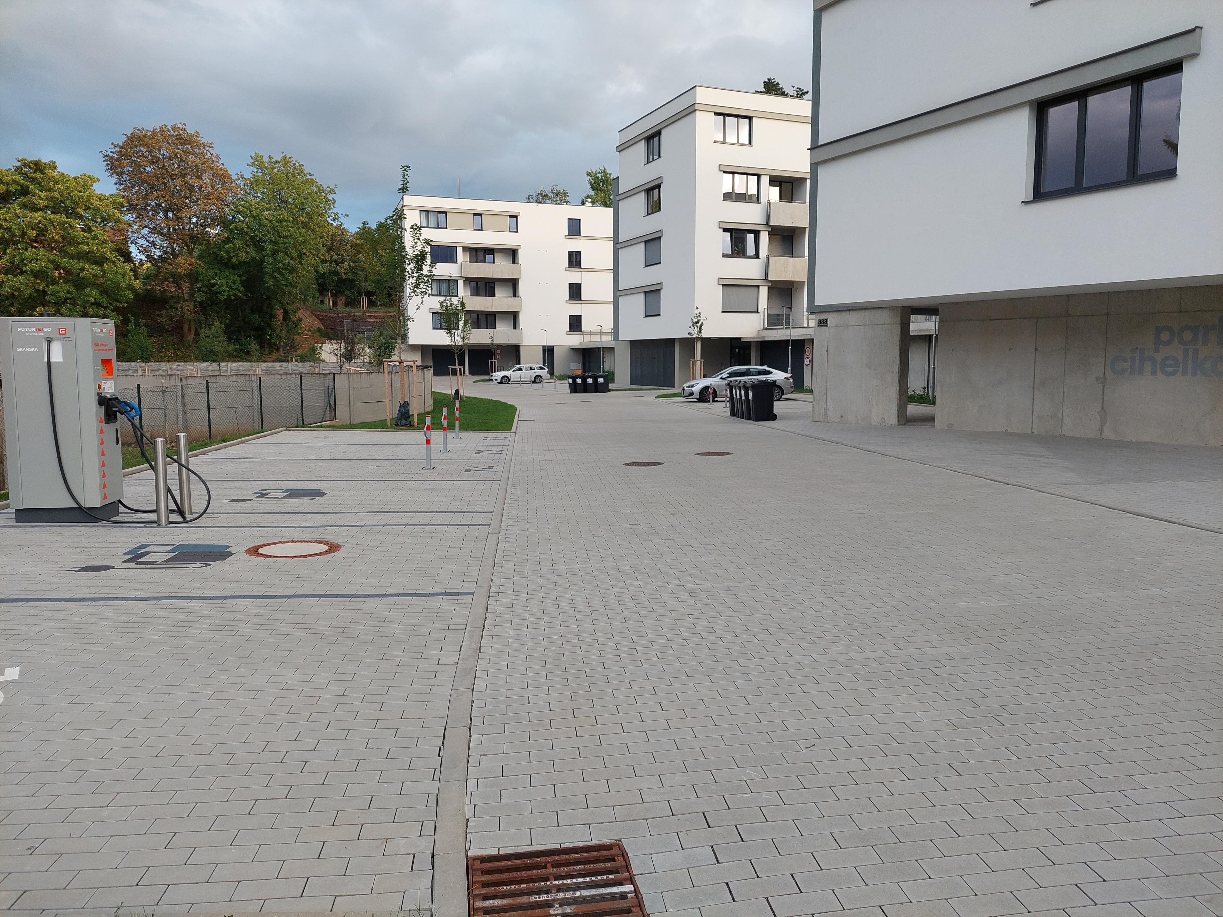 Nabíjecí stanice ČEZ foto 1