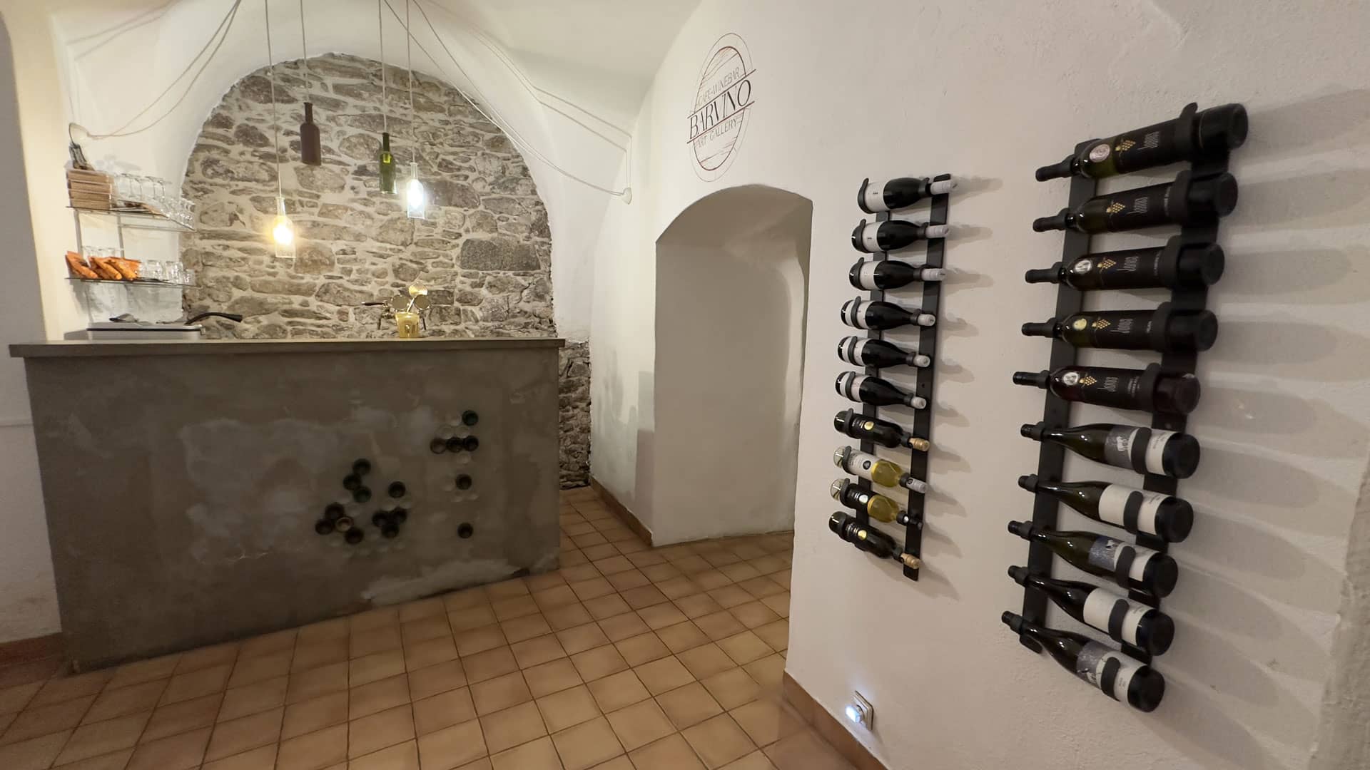 Barvino BAR v centru Znojma foto 4