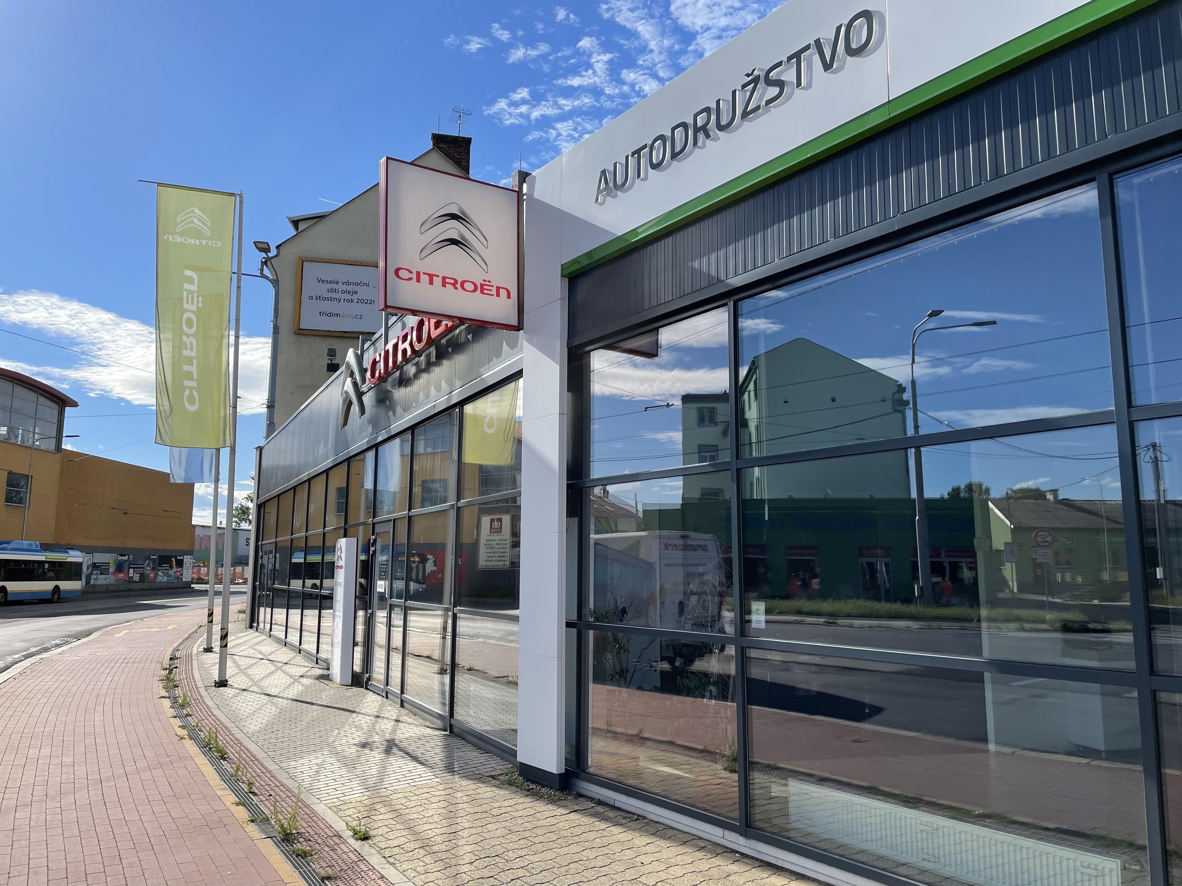 Autodružstvo Frýdek - Místek, družstvo foto 2