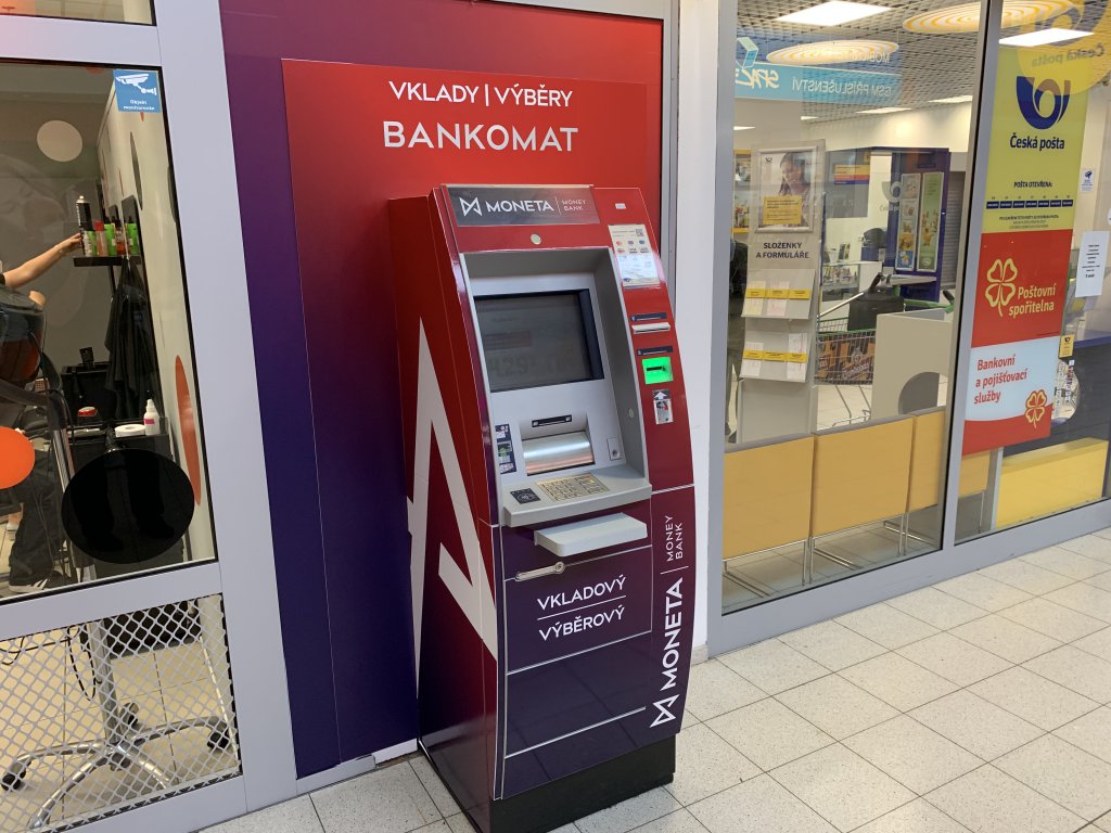 Bankomat MONETA Money Bank foto 2