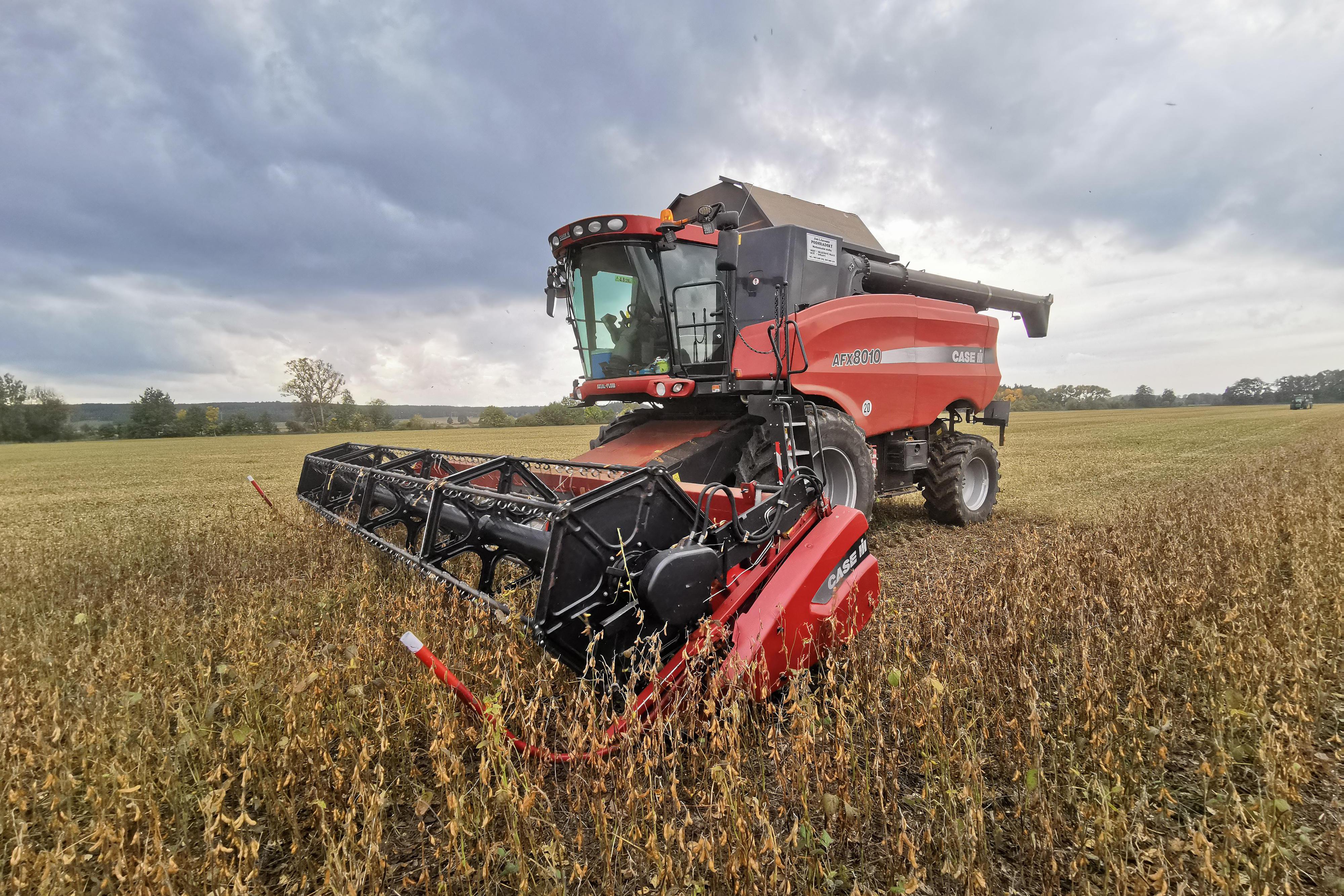 Zemědělské služby Jaromír Podhradský