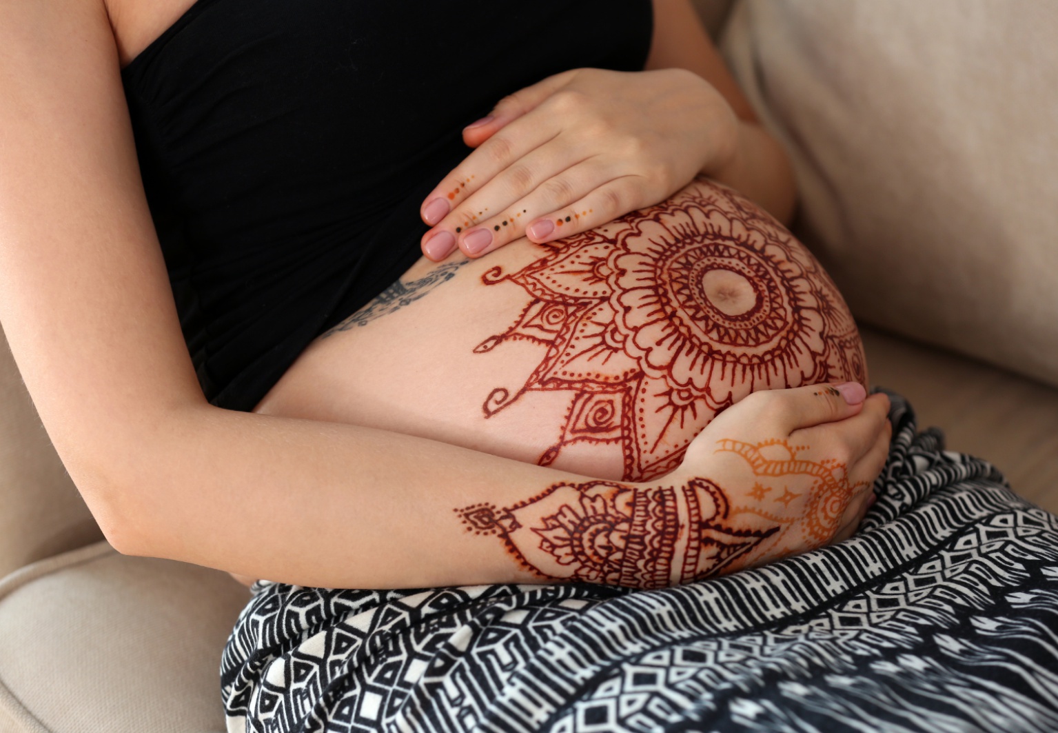 Hennéria Brno - krása a sebevědomí s hennou foto 3