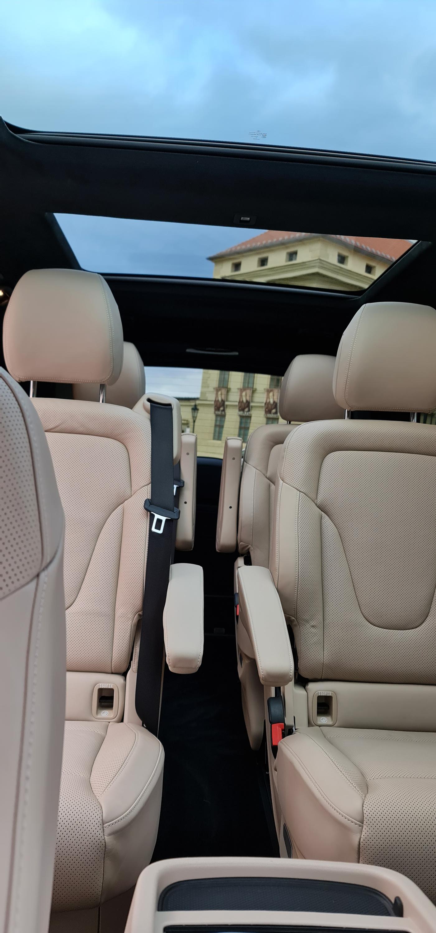 European Chauffeur Limousine foto 3