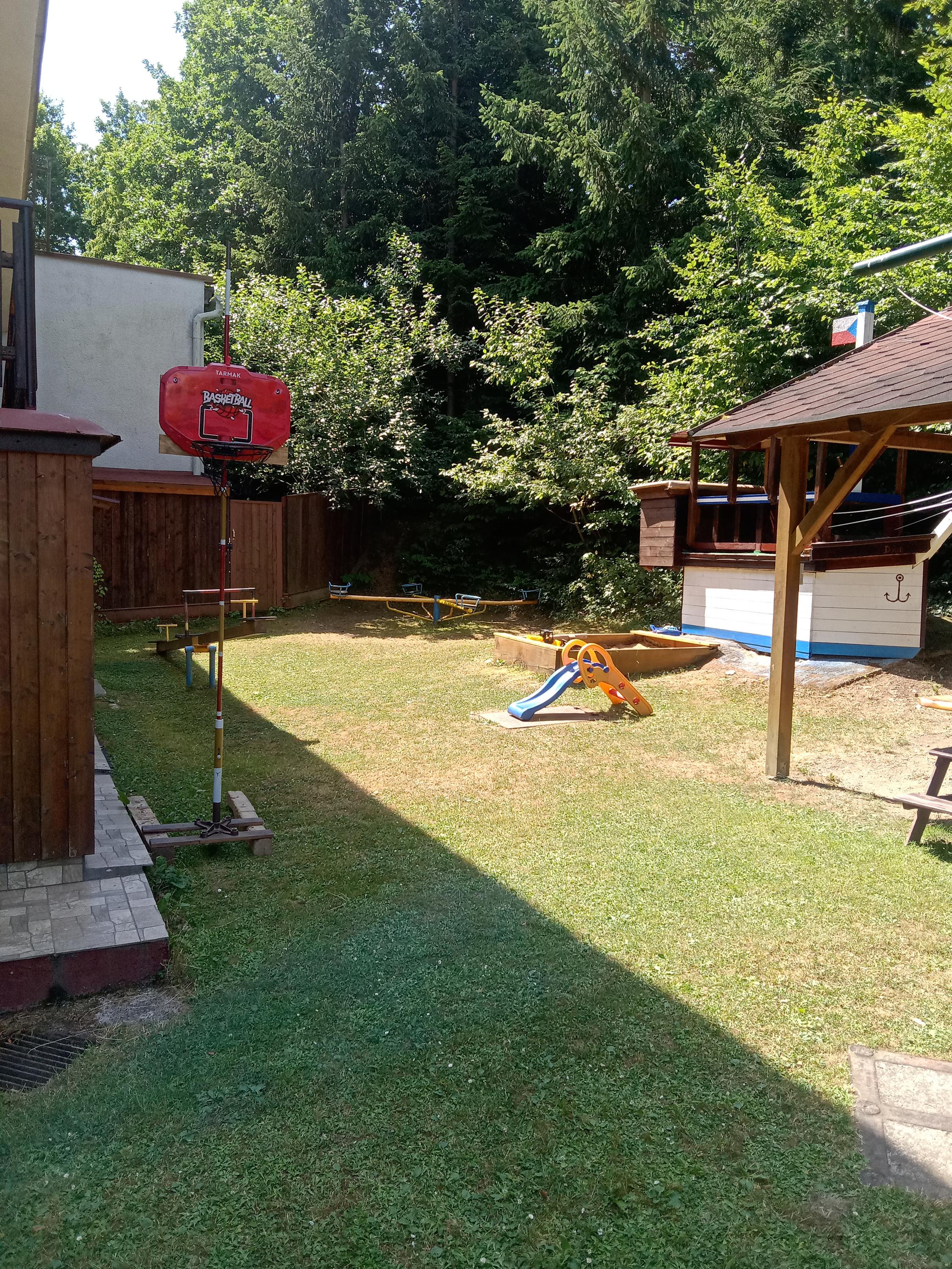 Vranovská přehrada Chata Veselka foto 5