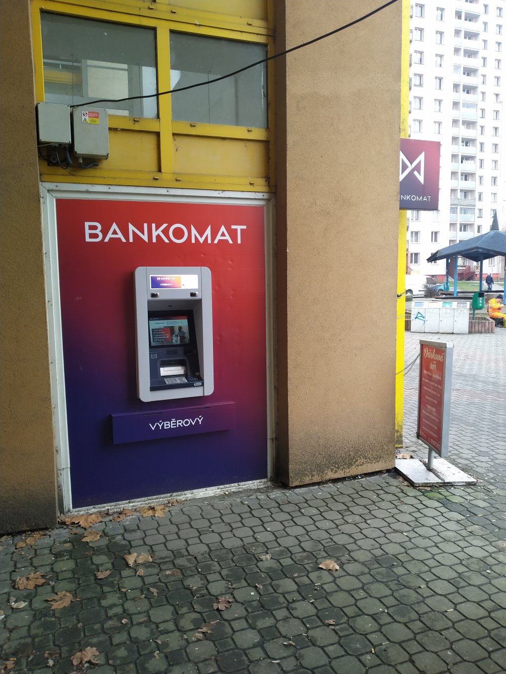 Bankomat MONETA Money Bank foto 2