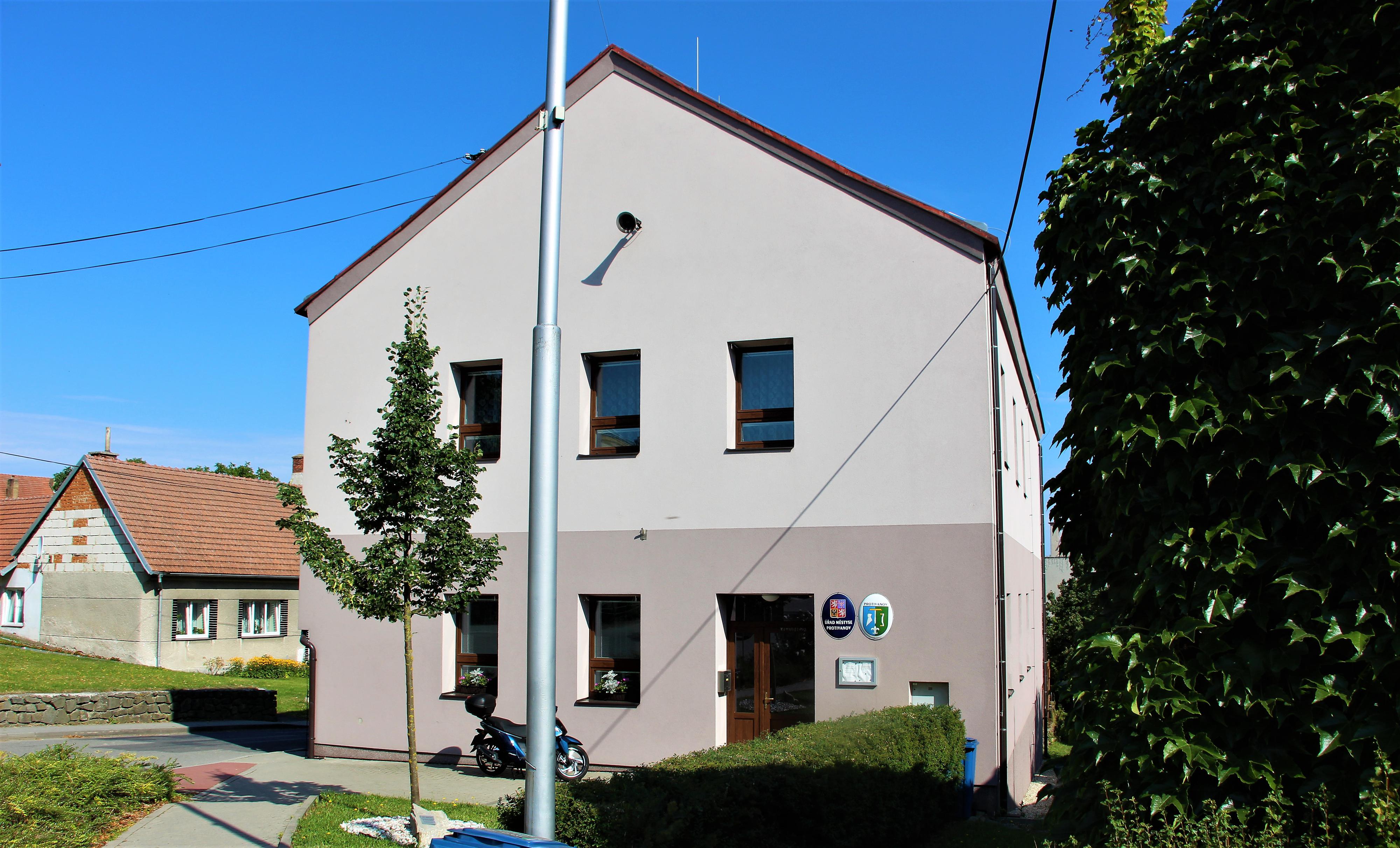 Protivanov - úřad městyse foto 4