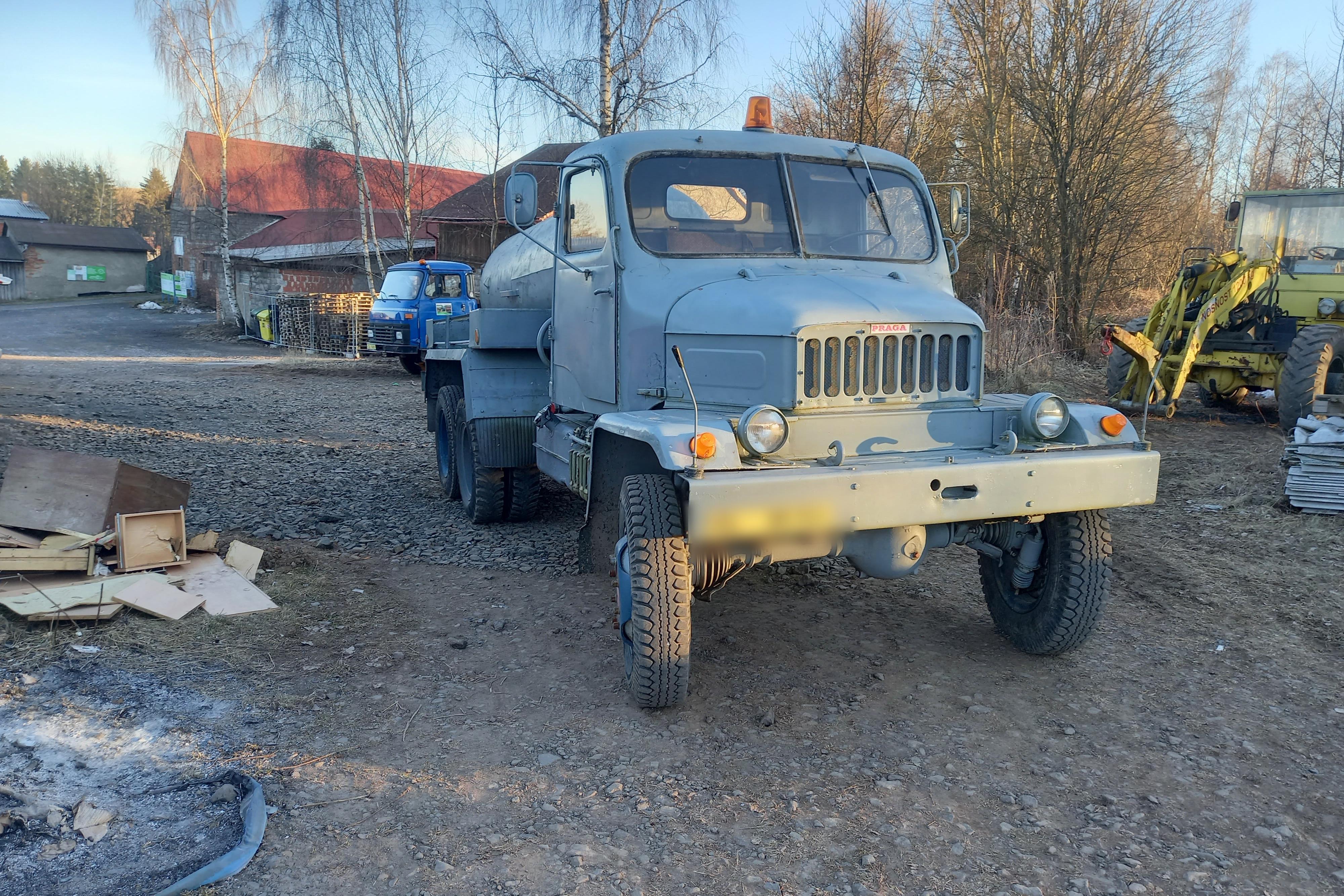 Vývoz septiků - Tomáš Kořínek