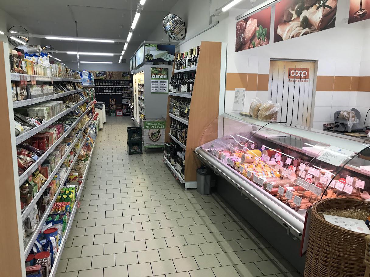 Jednota, spotřební družstvo v Hodoníně - COOP foto 2