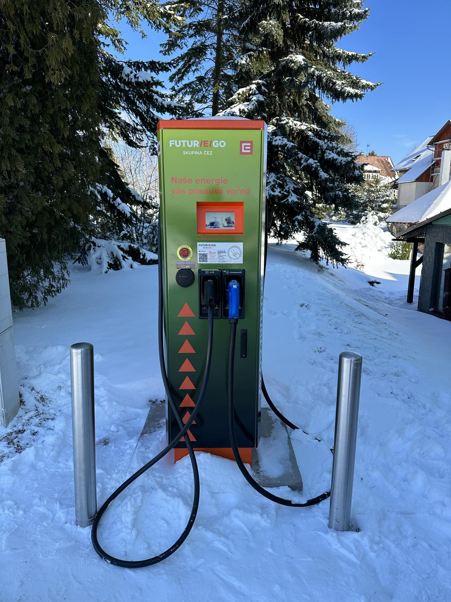 Nabíjecí stanice ČEZ foto 2