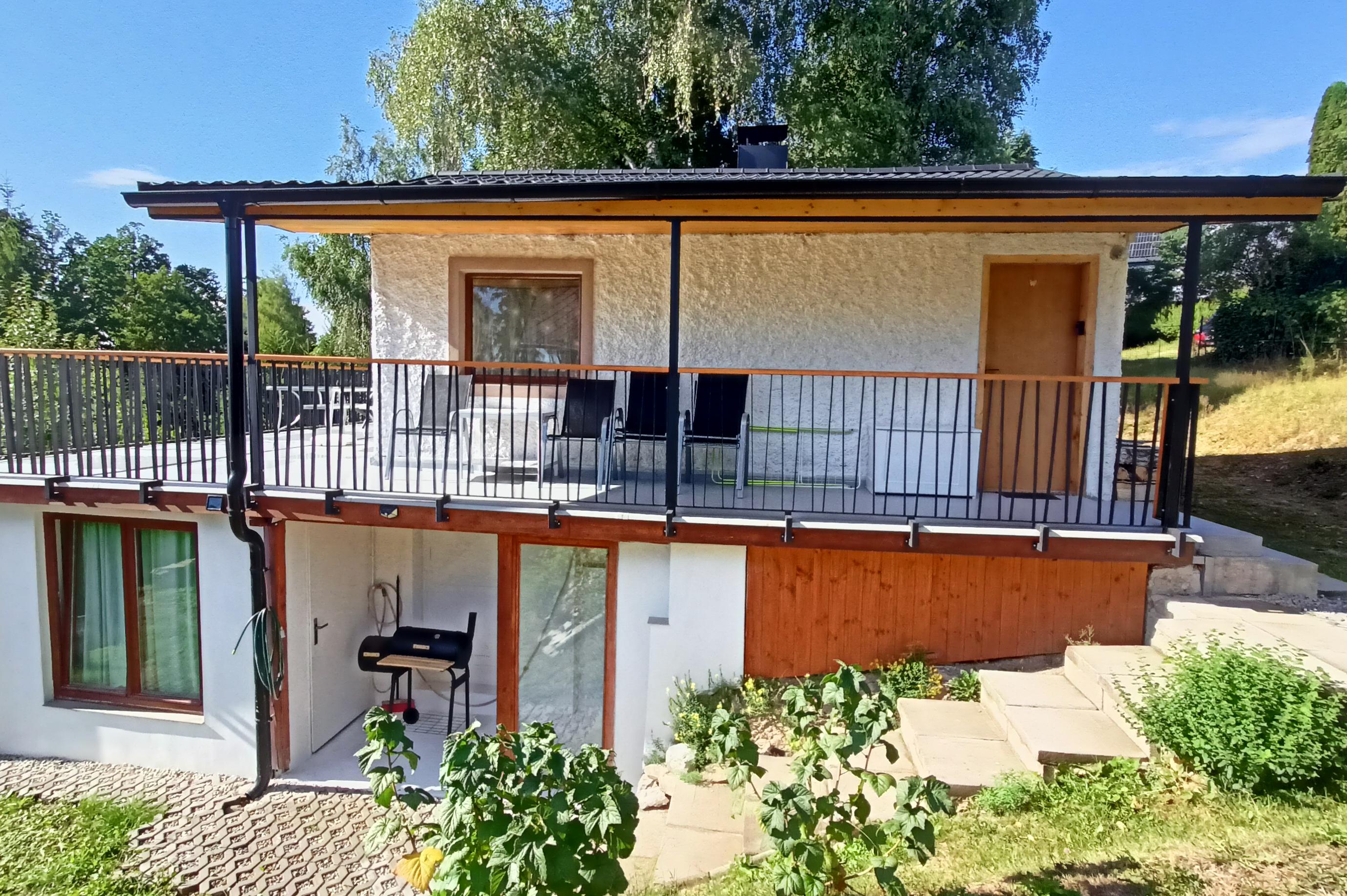 Sunny terrace foto 1