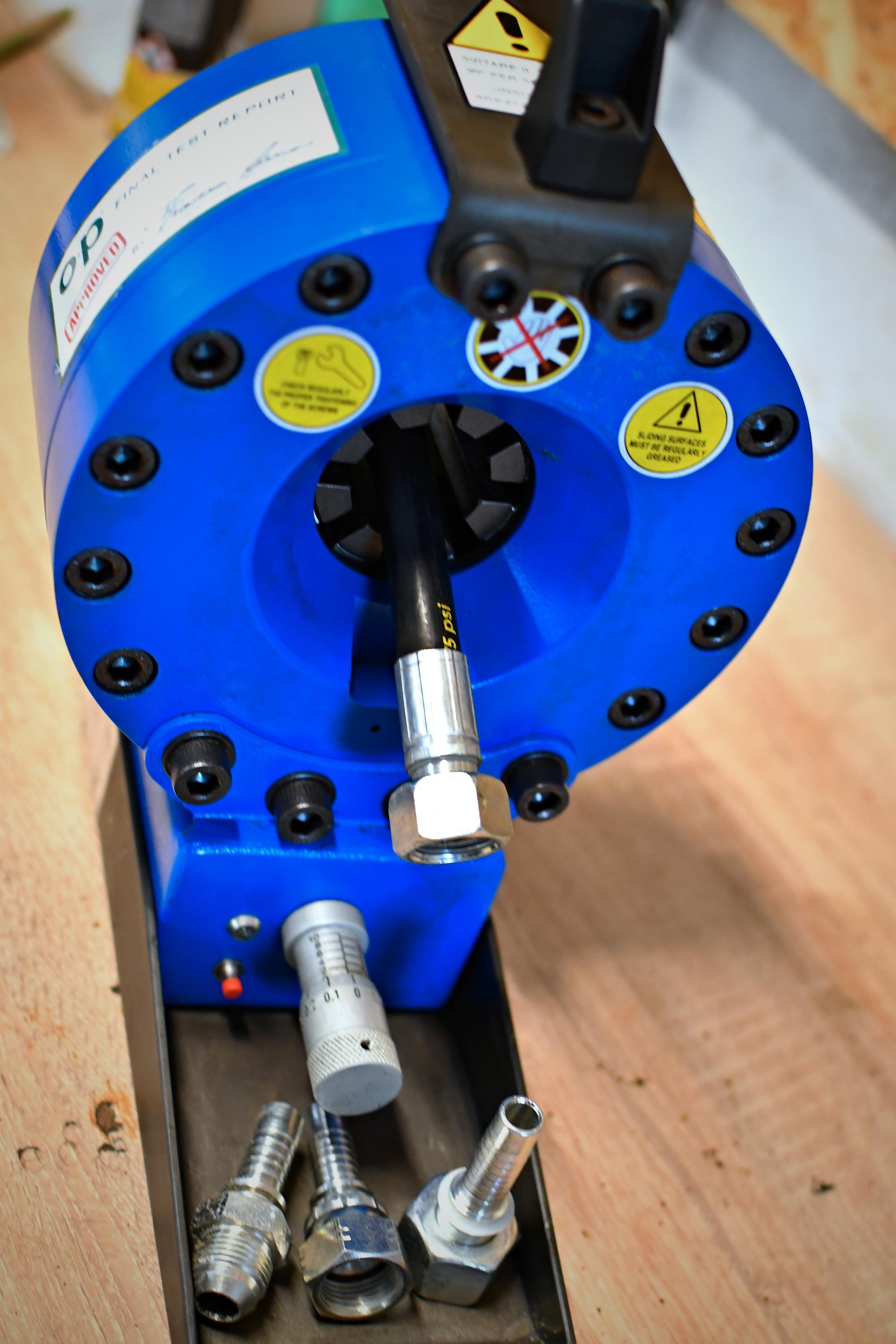 Hydraulické válce a hadice David Pištěcký foto 2