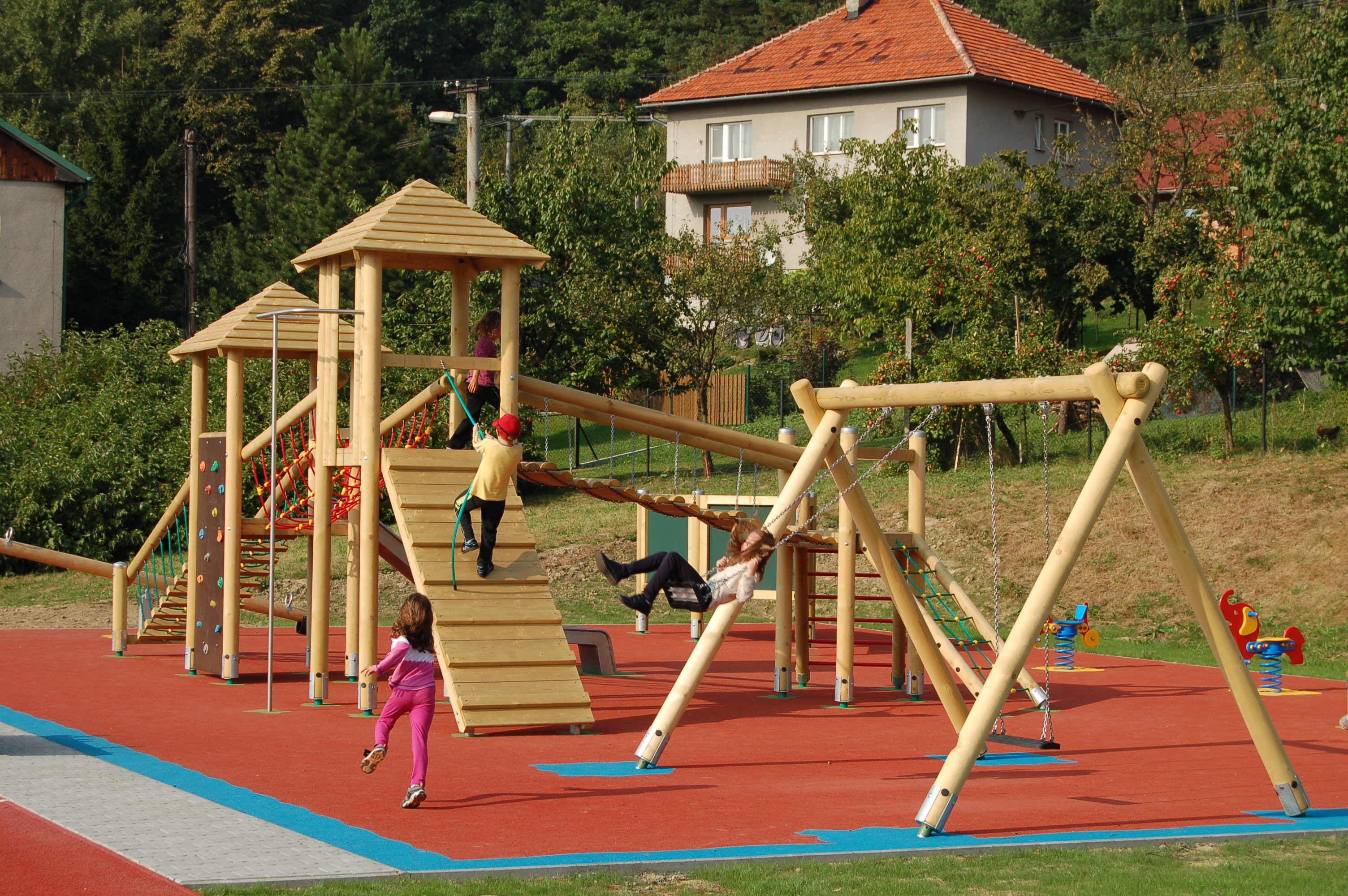 HRAS - zařízení hřišť, s.r.o. foto 2
