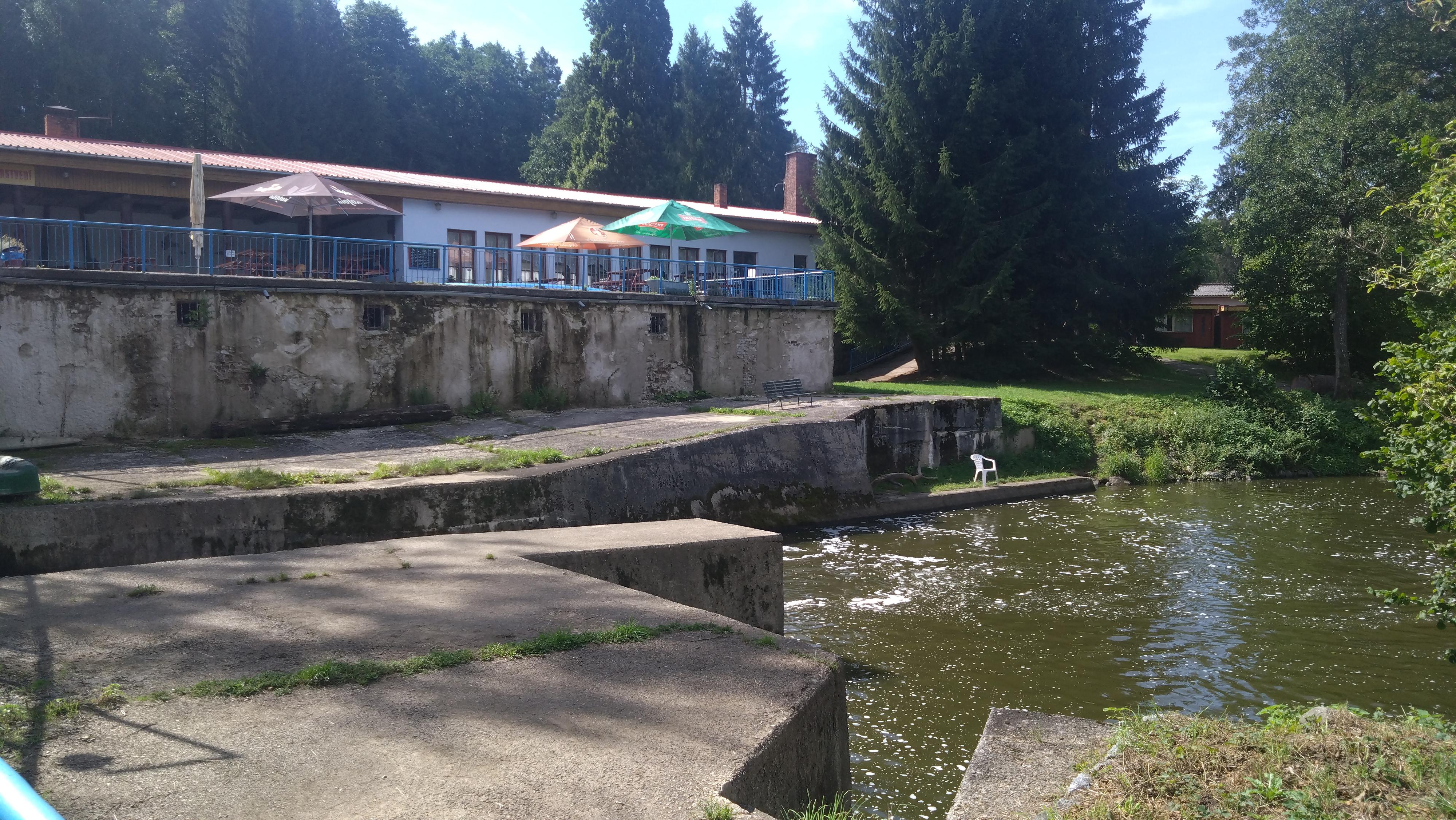 Restaurace Na Staré papírně foto 2