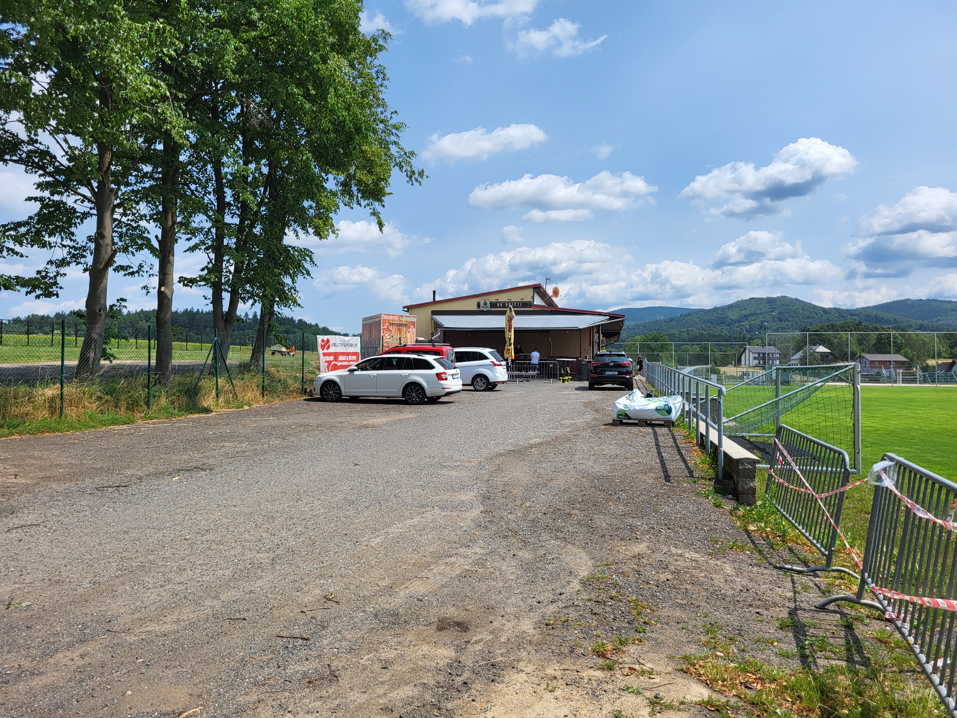 Sportovní areál FK Krásná Studánka foto 4