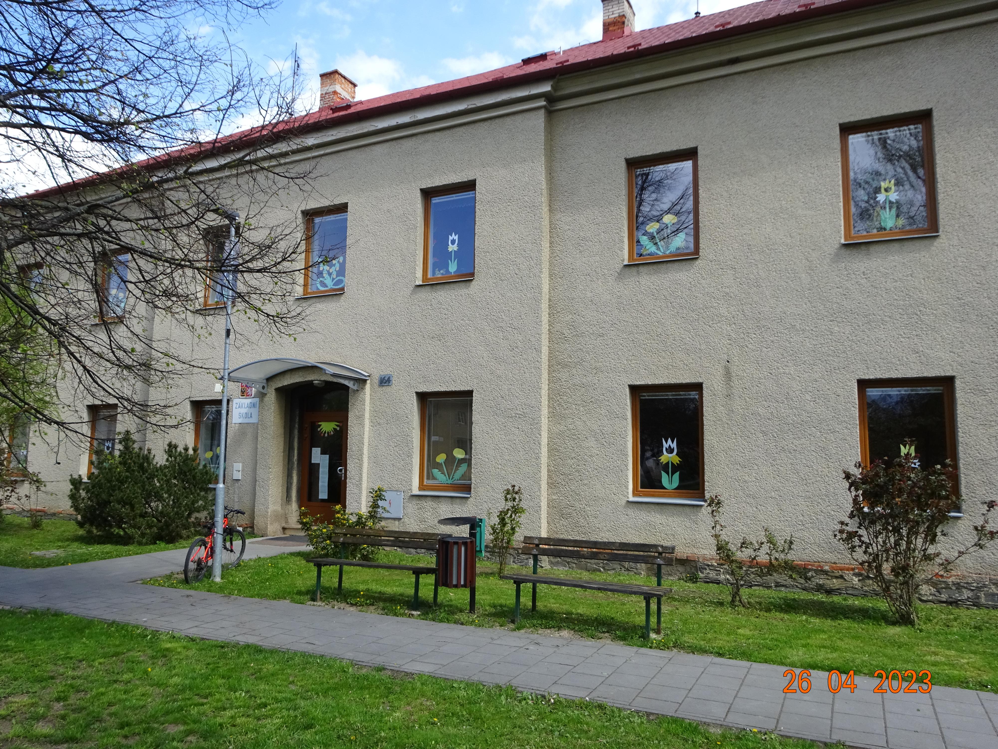 Základní škola Senice na Hané, okres Olomouc foto 2
