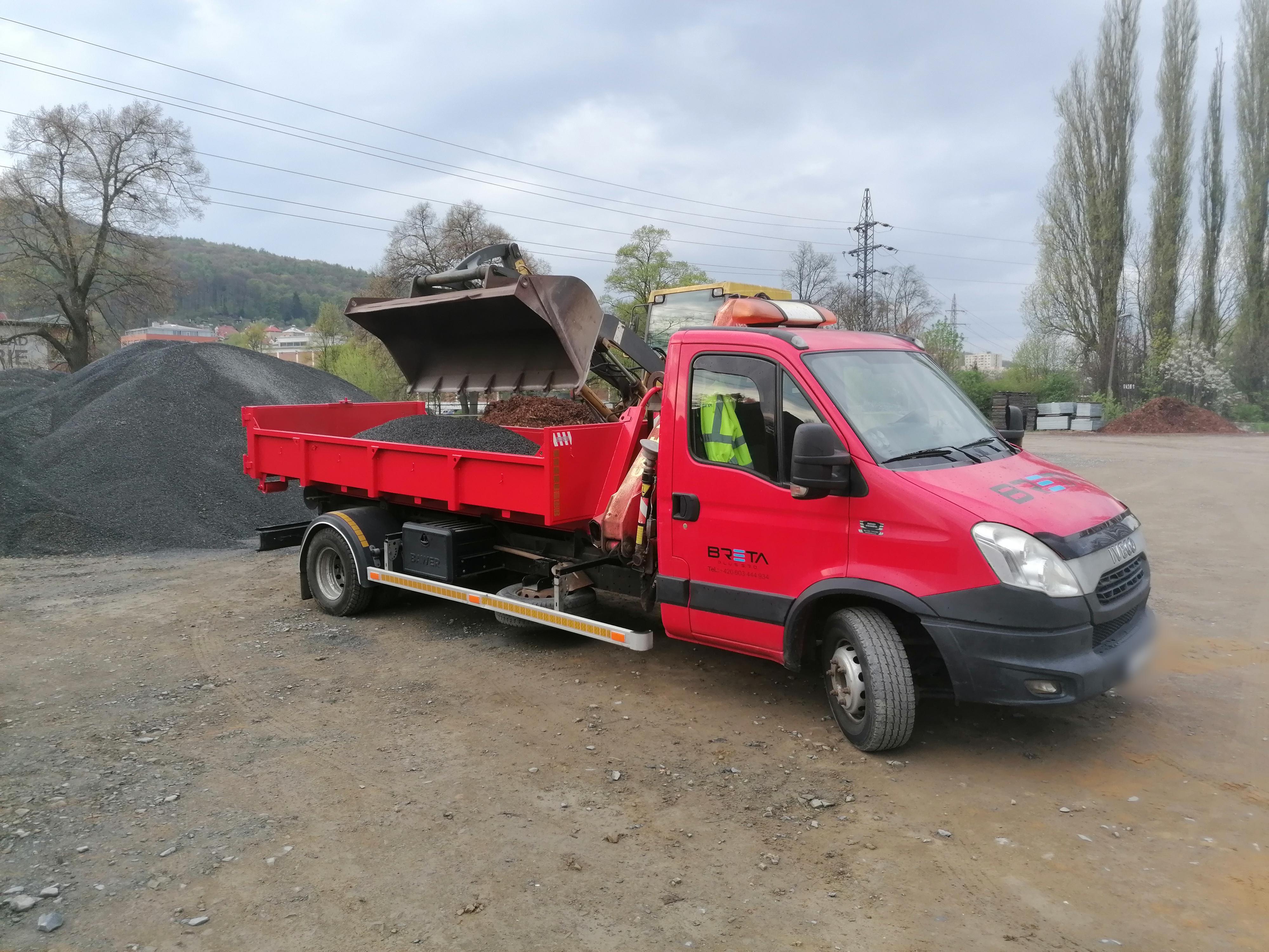 BRETA PLUS - kontejnerová doprava s hydraulickou rukou foto 5