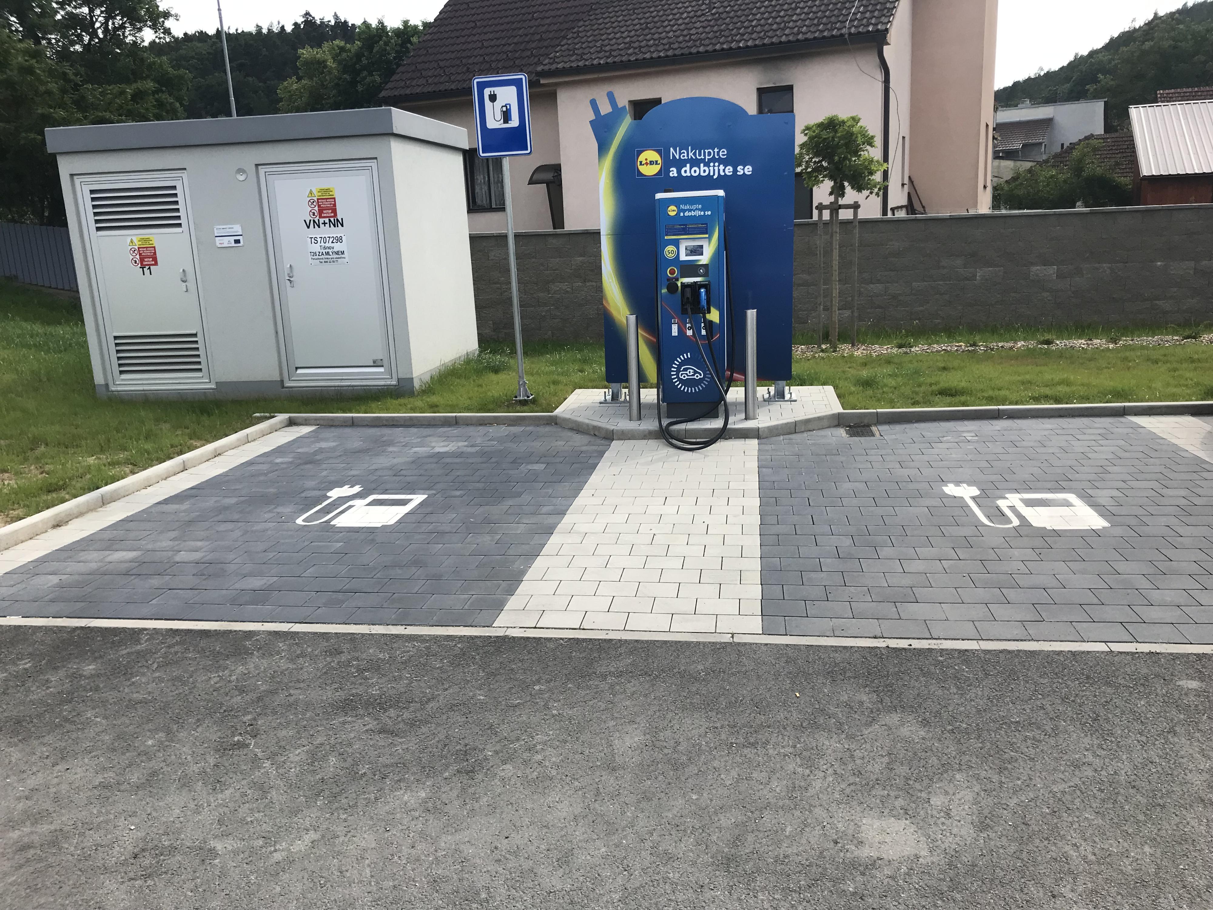Nabíjecí stanice Lidl