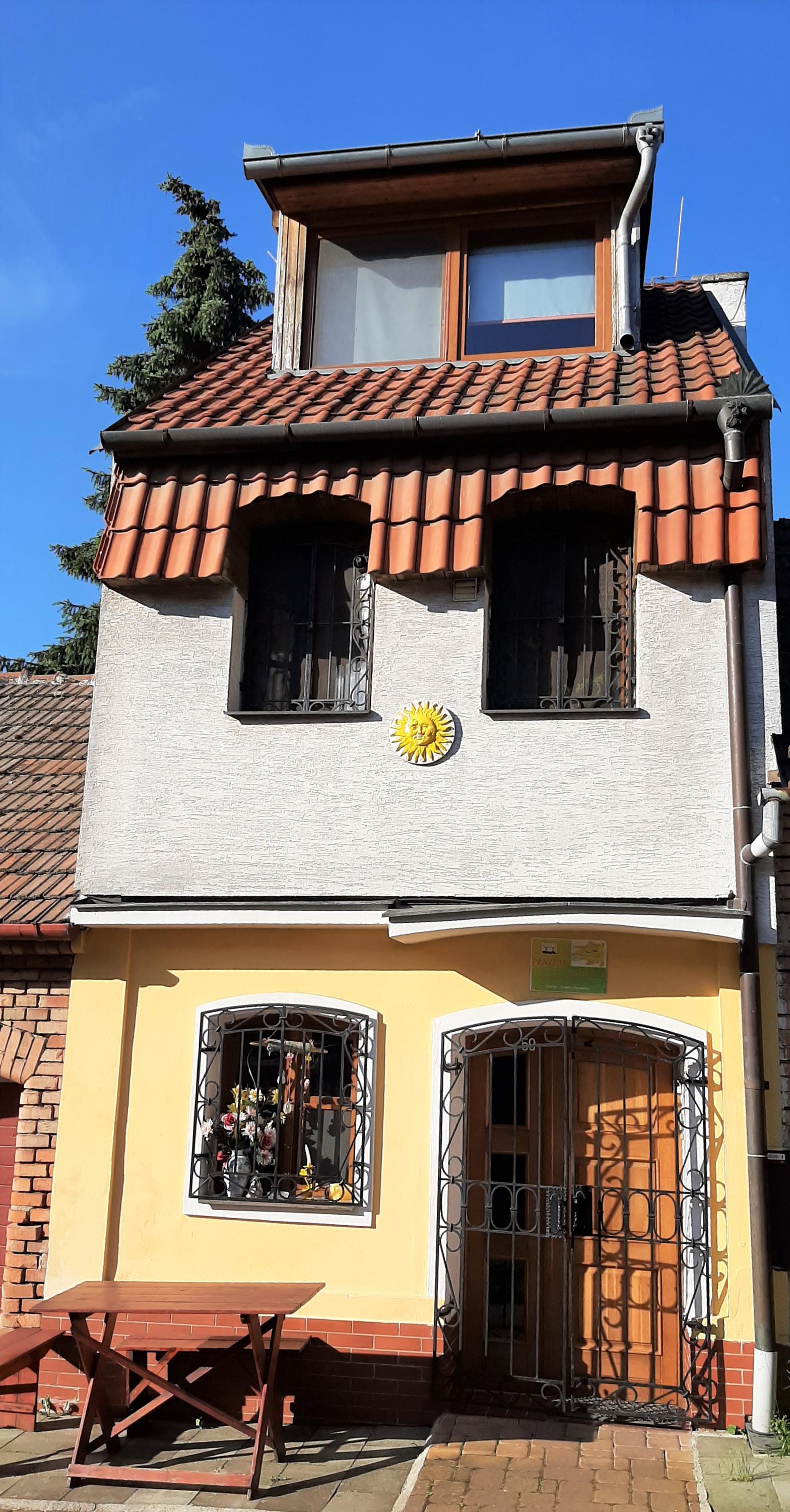 Sluneční pyramida foto 2