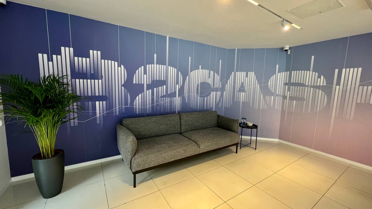 B2Cash Crypto Exchange (Praha, Josefov) • Firmy.cz