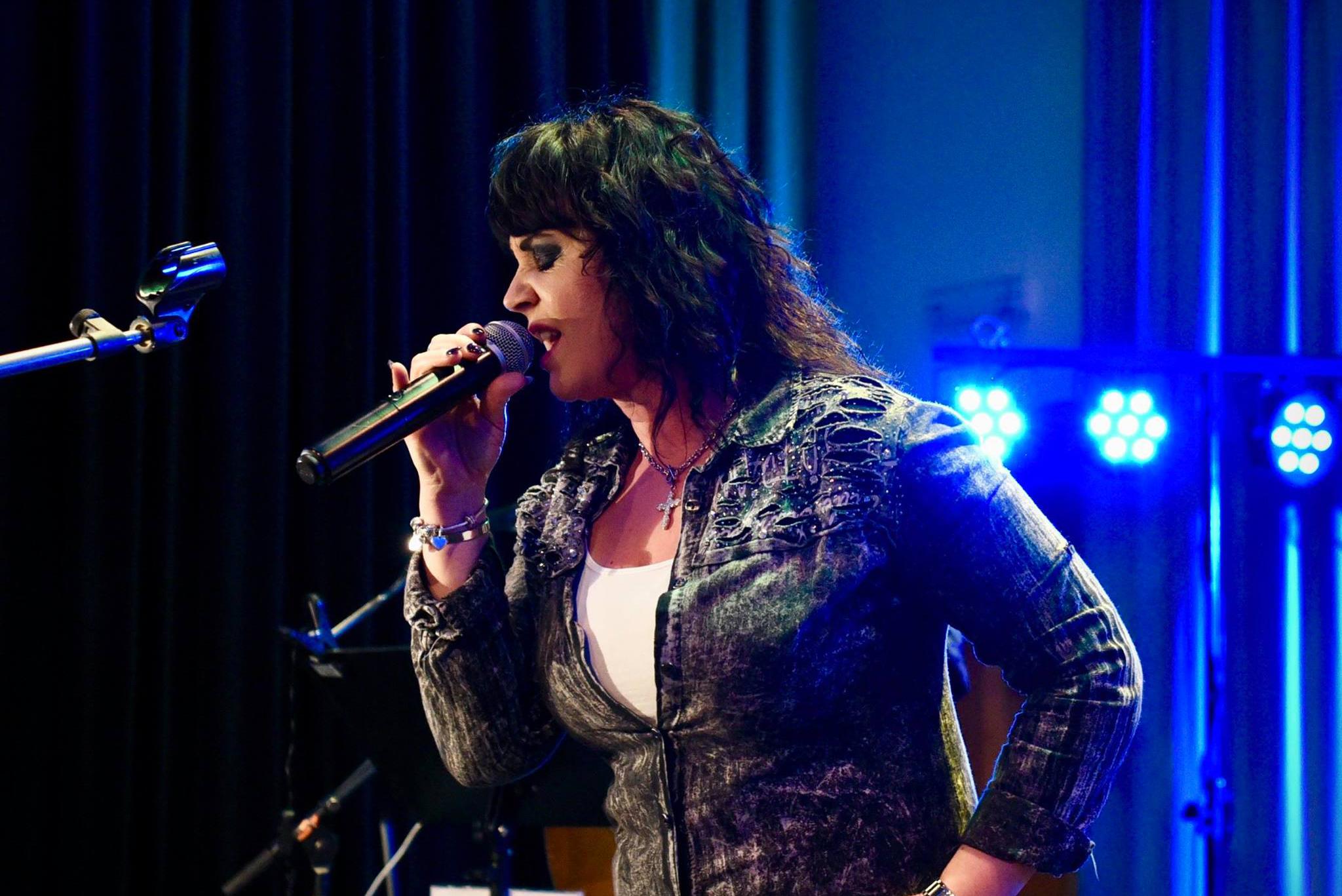 Deni Music - hudební skupina