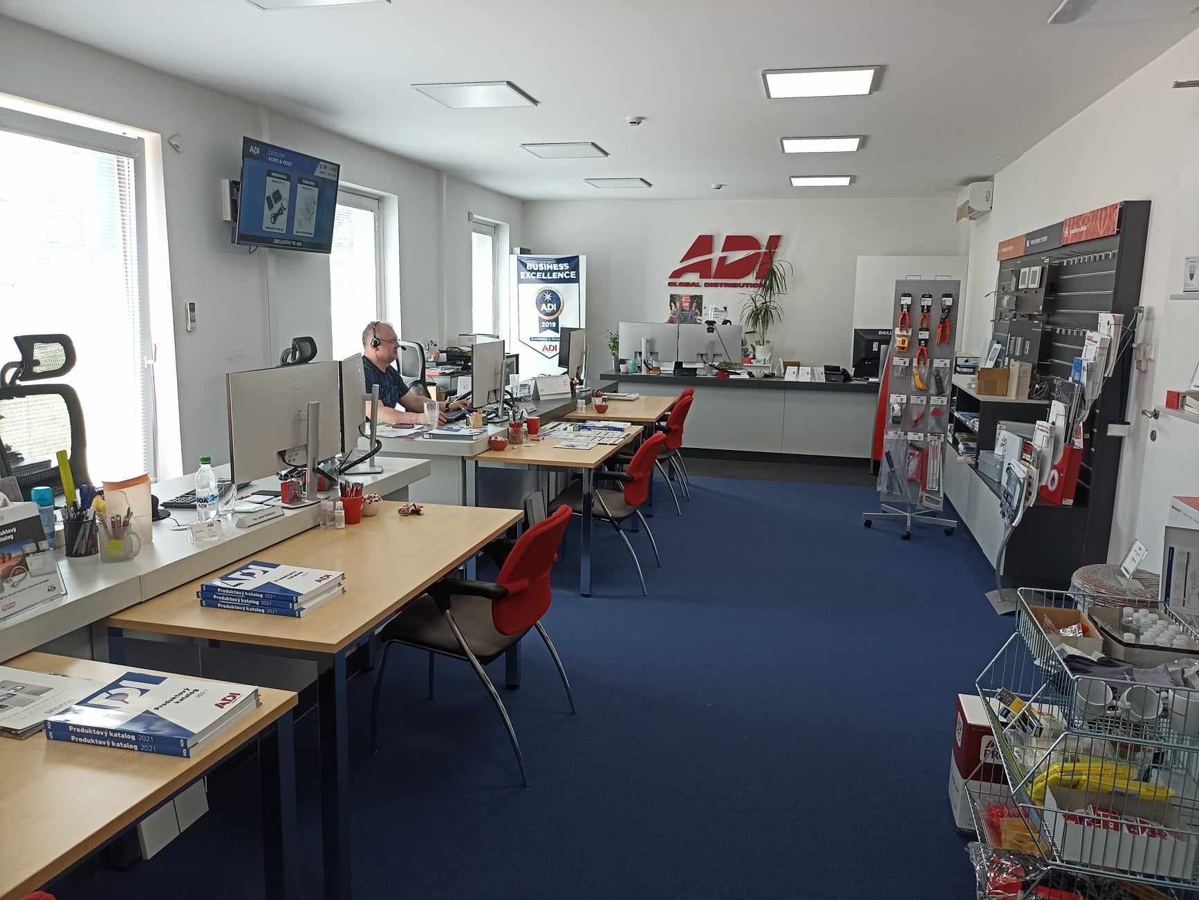 ADI Global Distribution foto 2