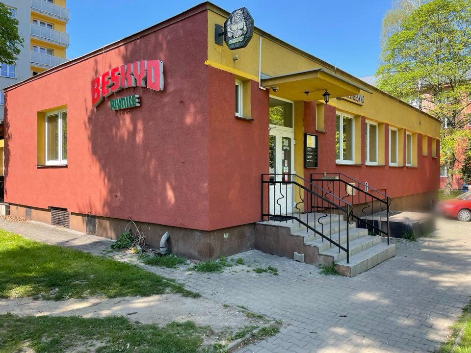 Pivnice a hudební klub Beskyd