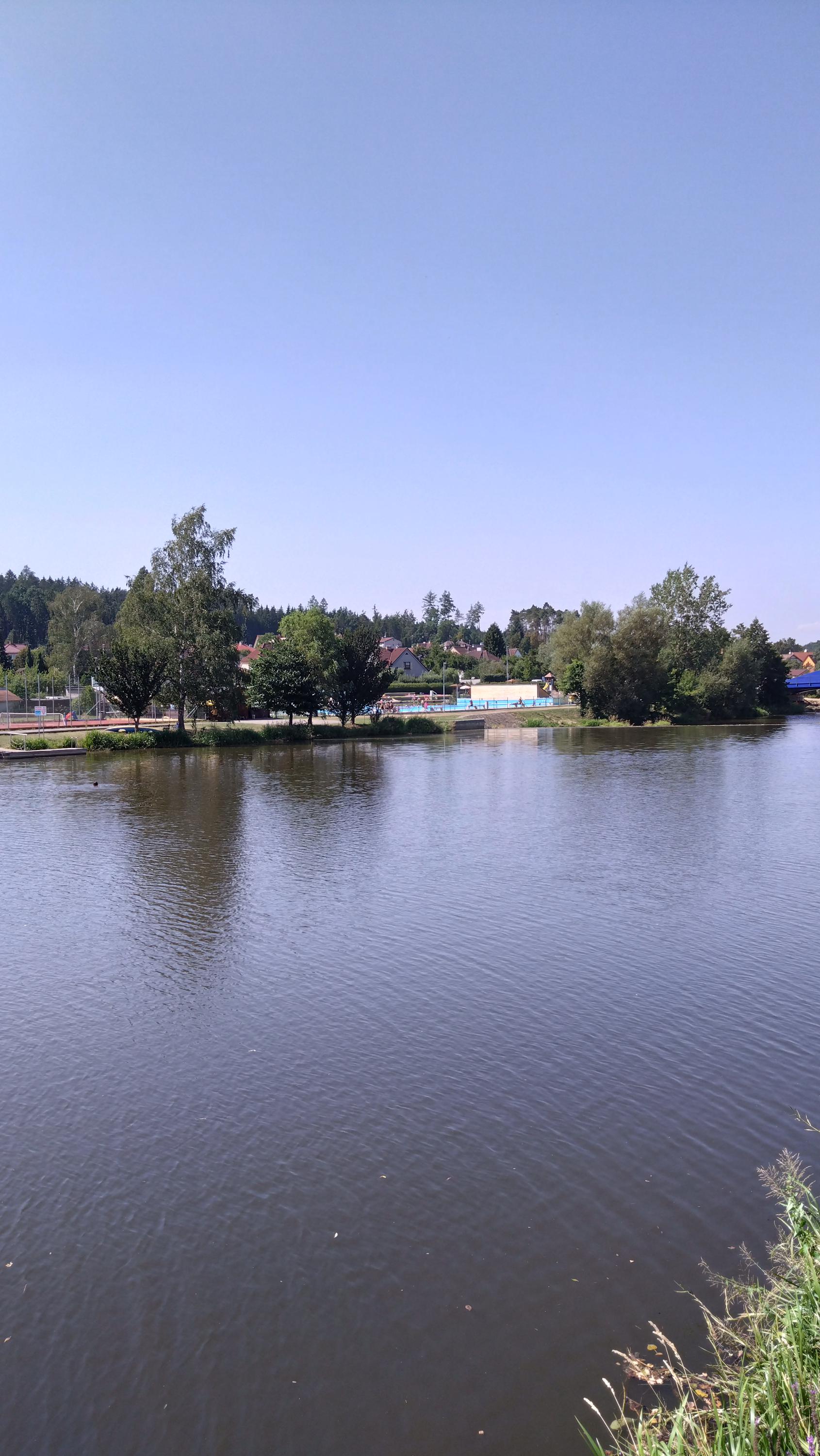 Koupaliště Za Řekou foto 4