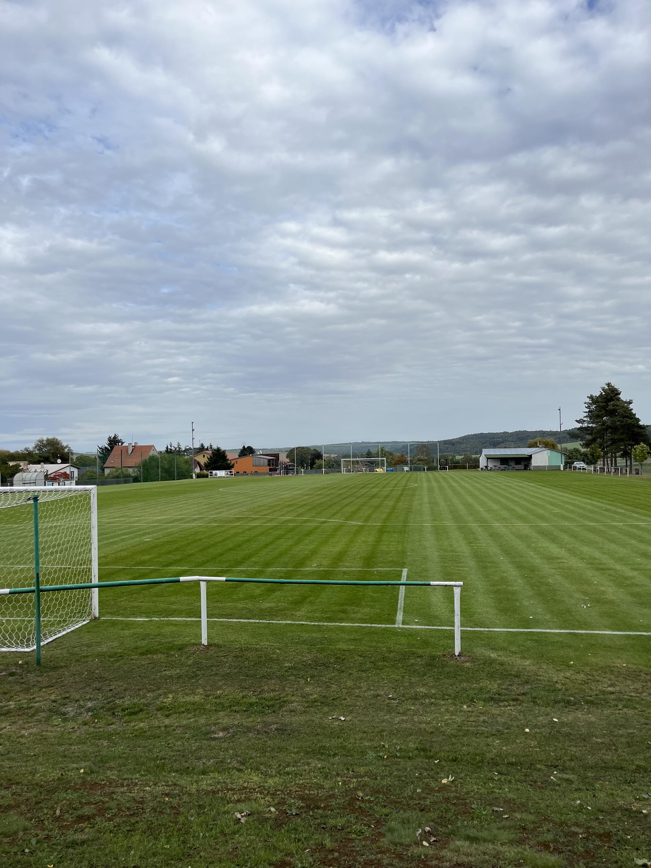 Fotbalové hřiště SK Chyňava foto 1