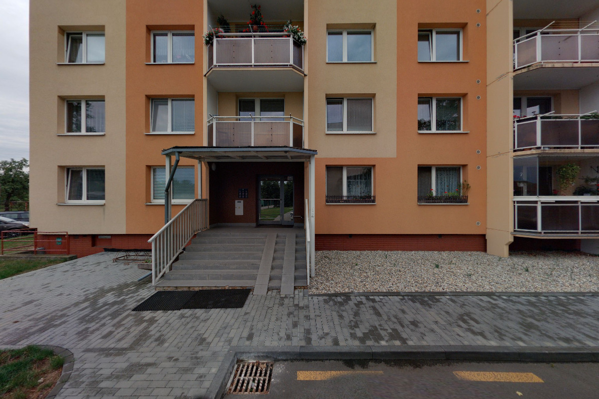 Šmeralova 9, bytové družstvo, družstvo