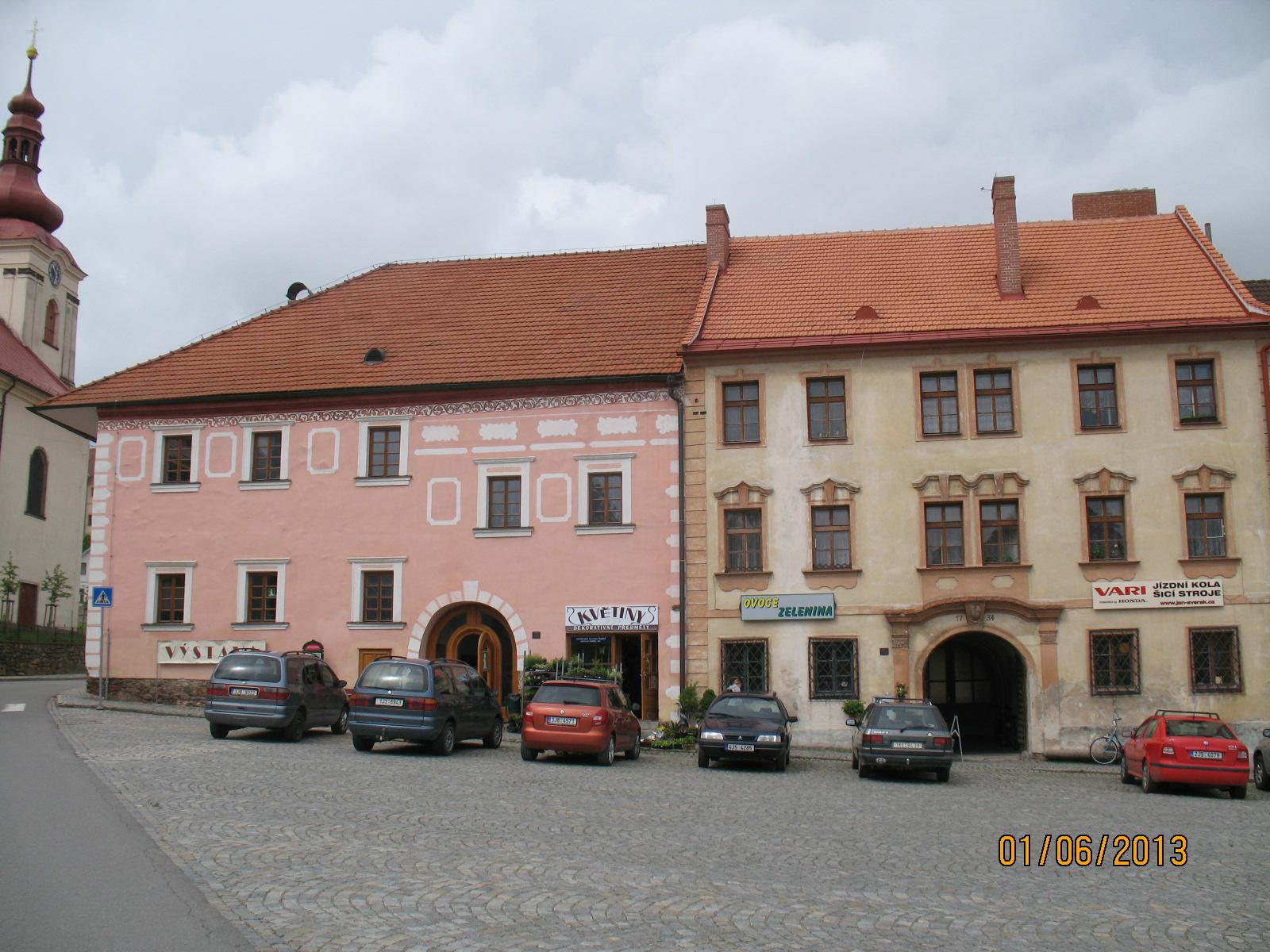 Květinka J + D foto 2