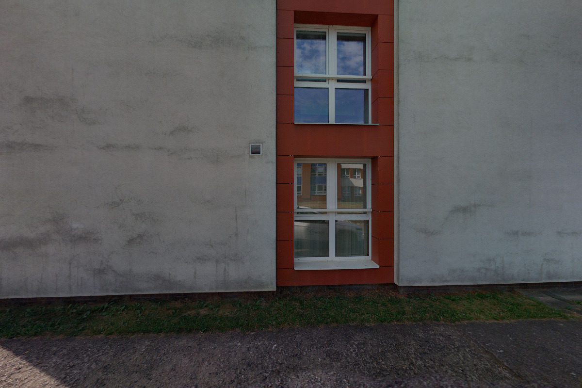 Střední uměleckoprůmyslová škola hudebních nástrojů a nábytku Hradec Králové - domov mládeže